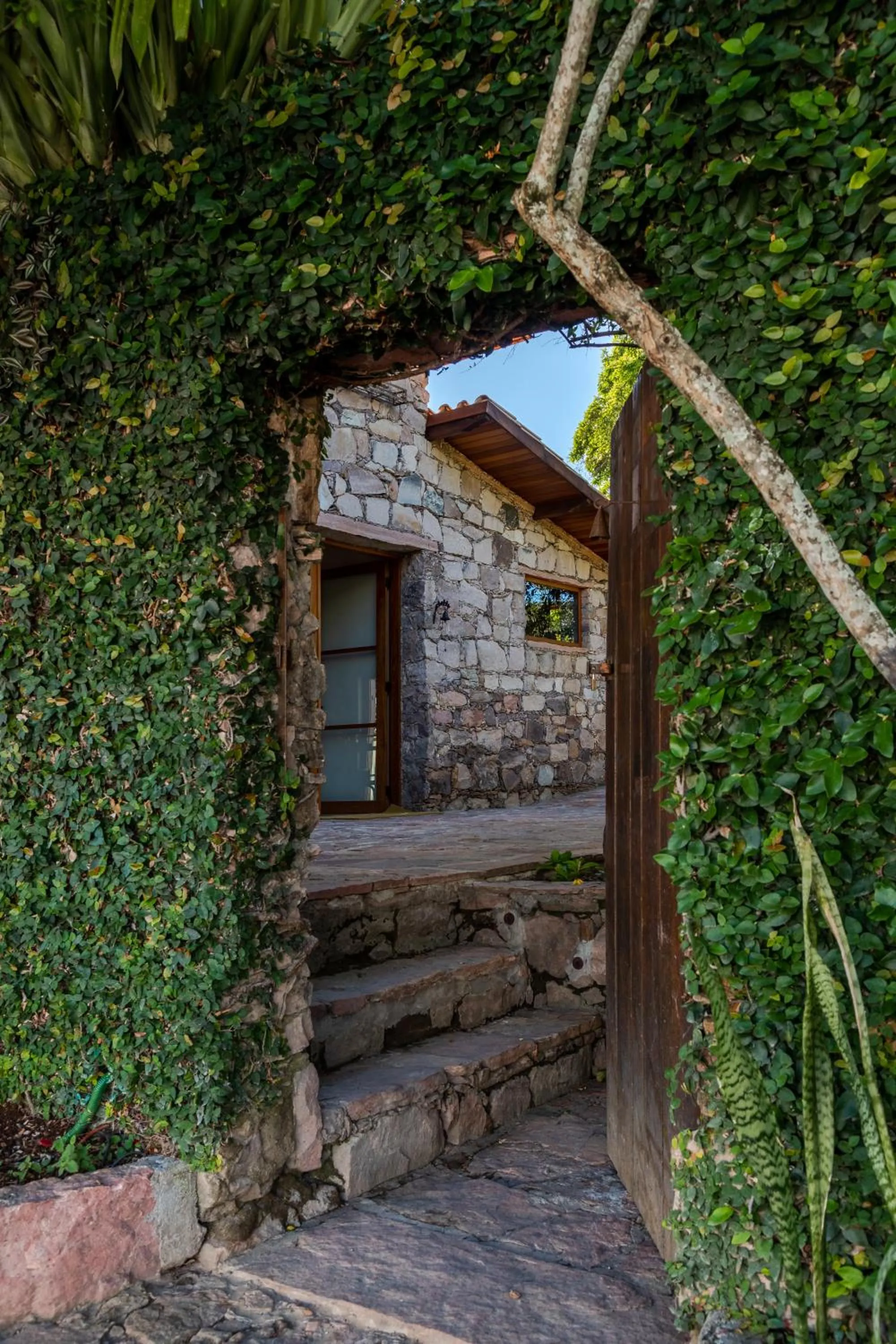 Property building in Refúgio na Serra Boutique Hotel