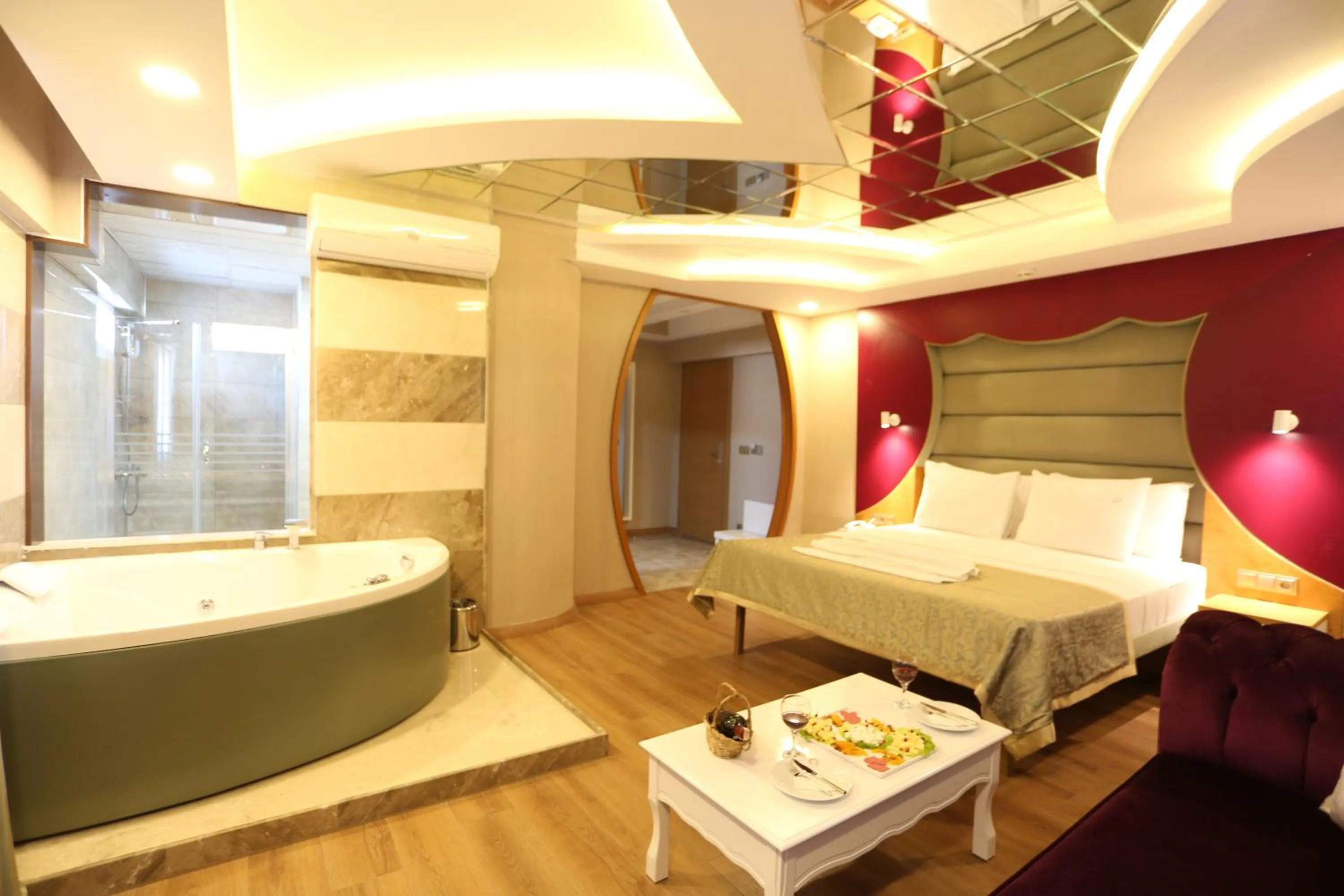 Bed in Life Corner Hotel