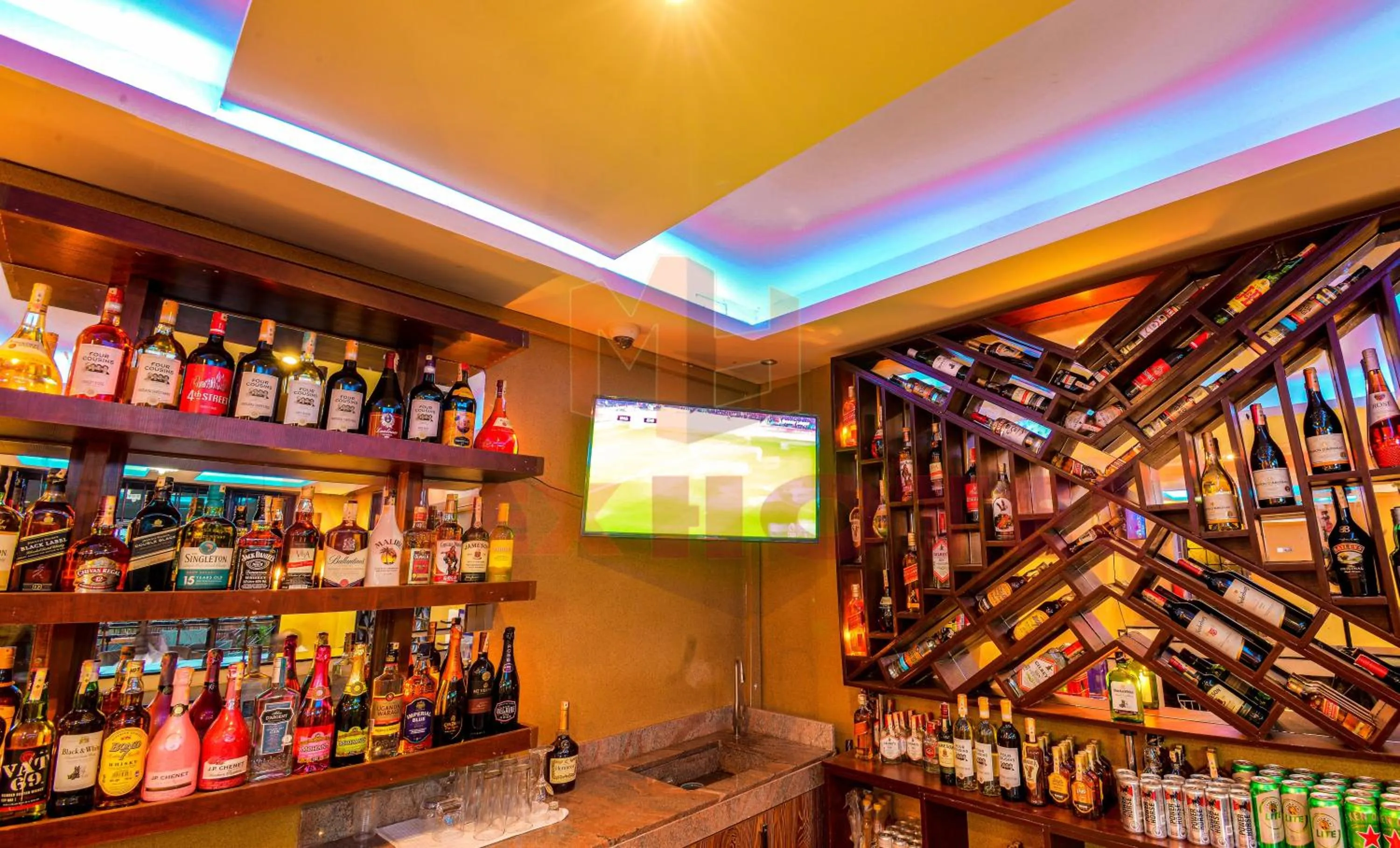 Lounge or bar in Mlex Hotel