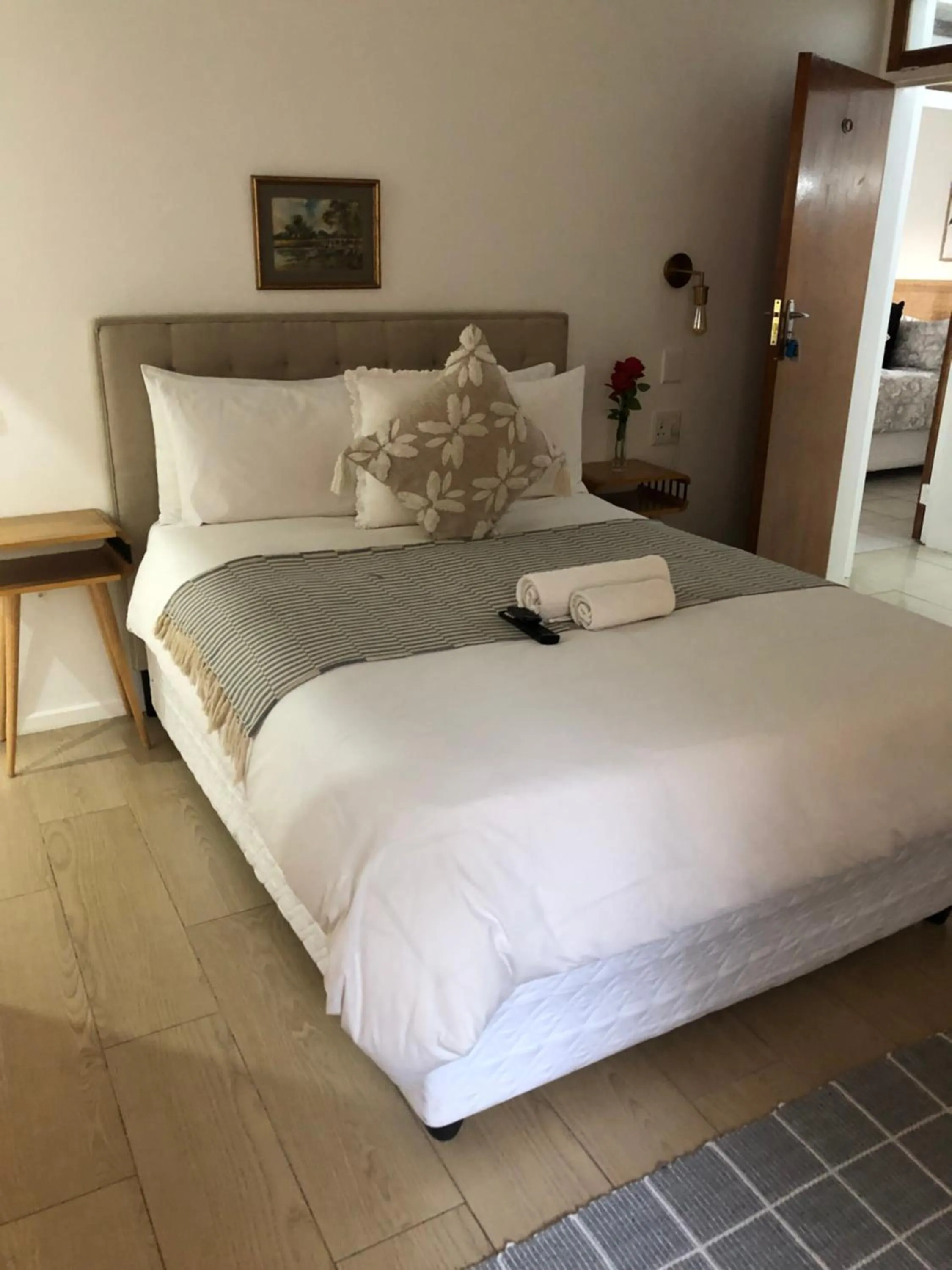 Bed in Bluebanana Lodge