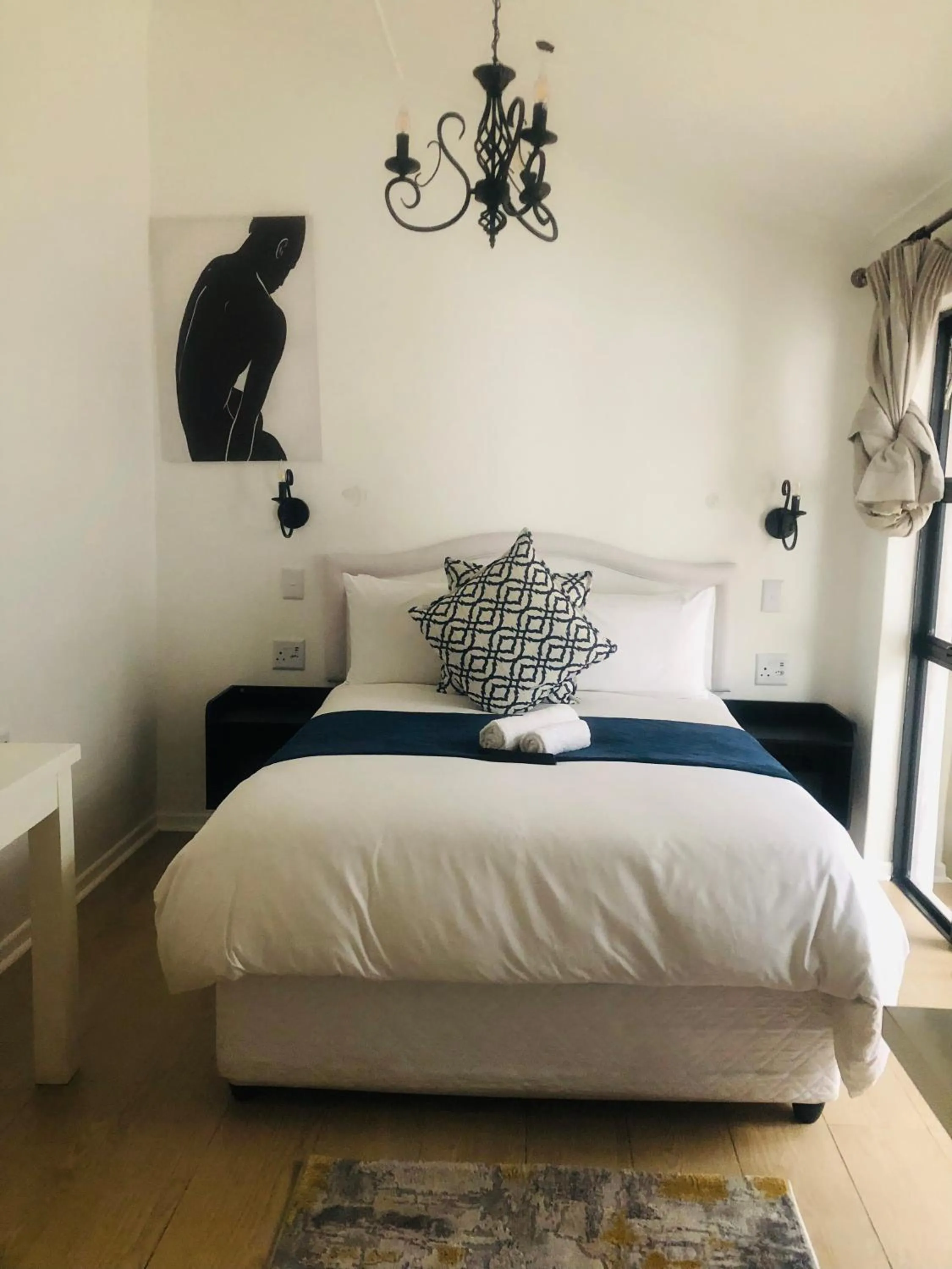 Bed in Bluebanana Lodge