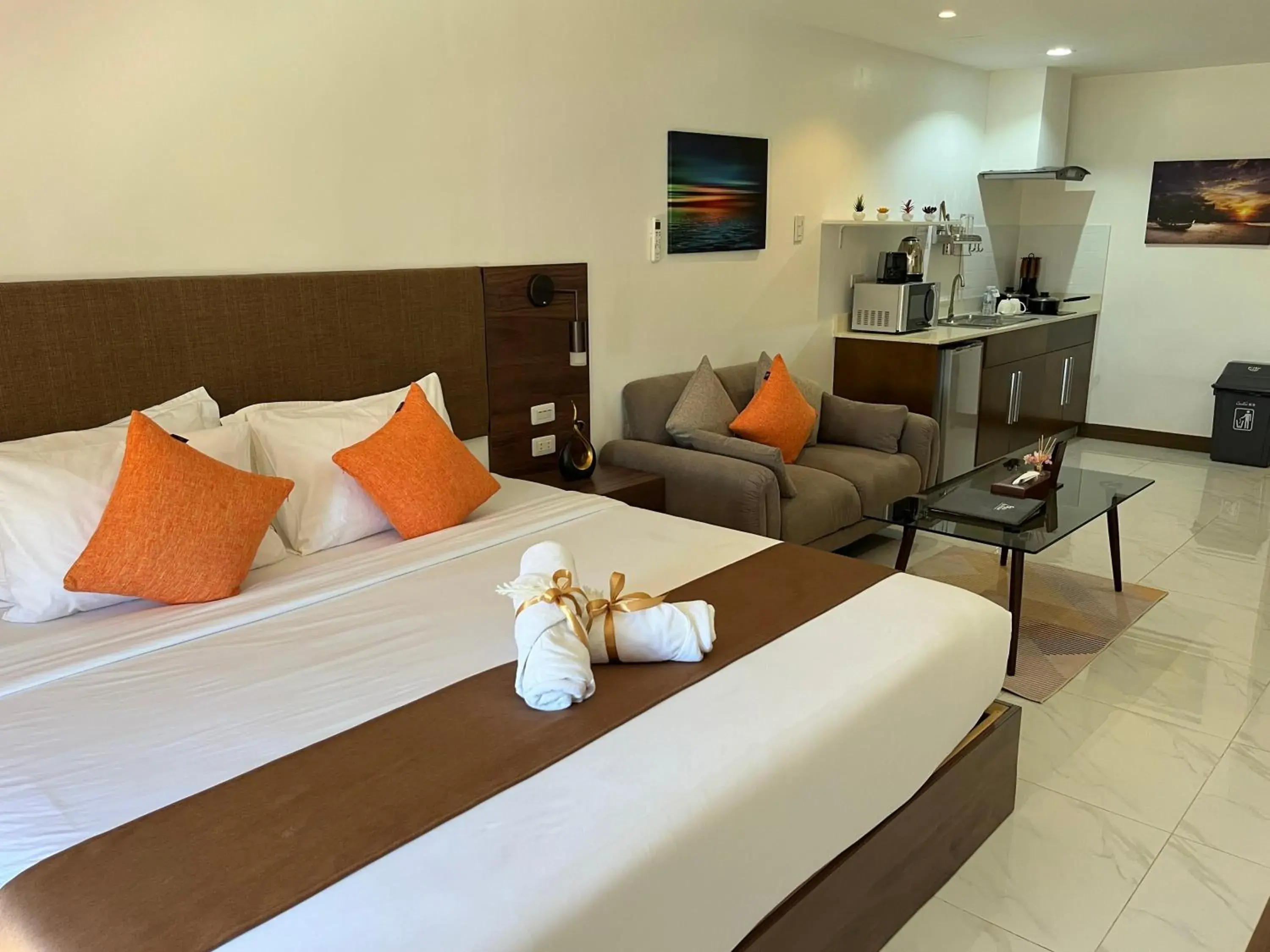 Deluxe Studio in 88th Avenue Deluxe Studio in 88th Avenue