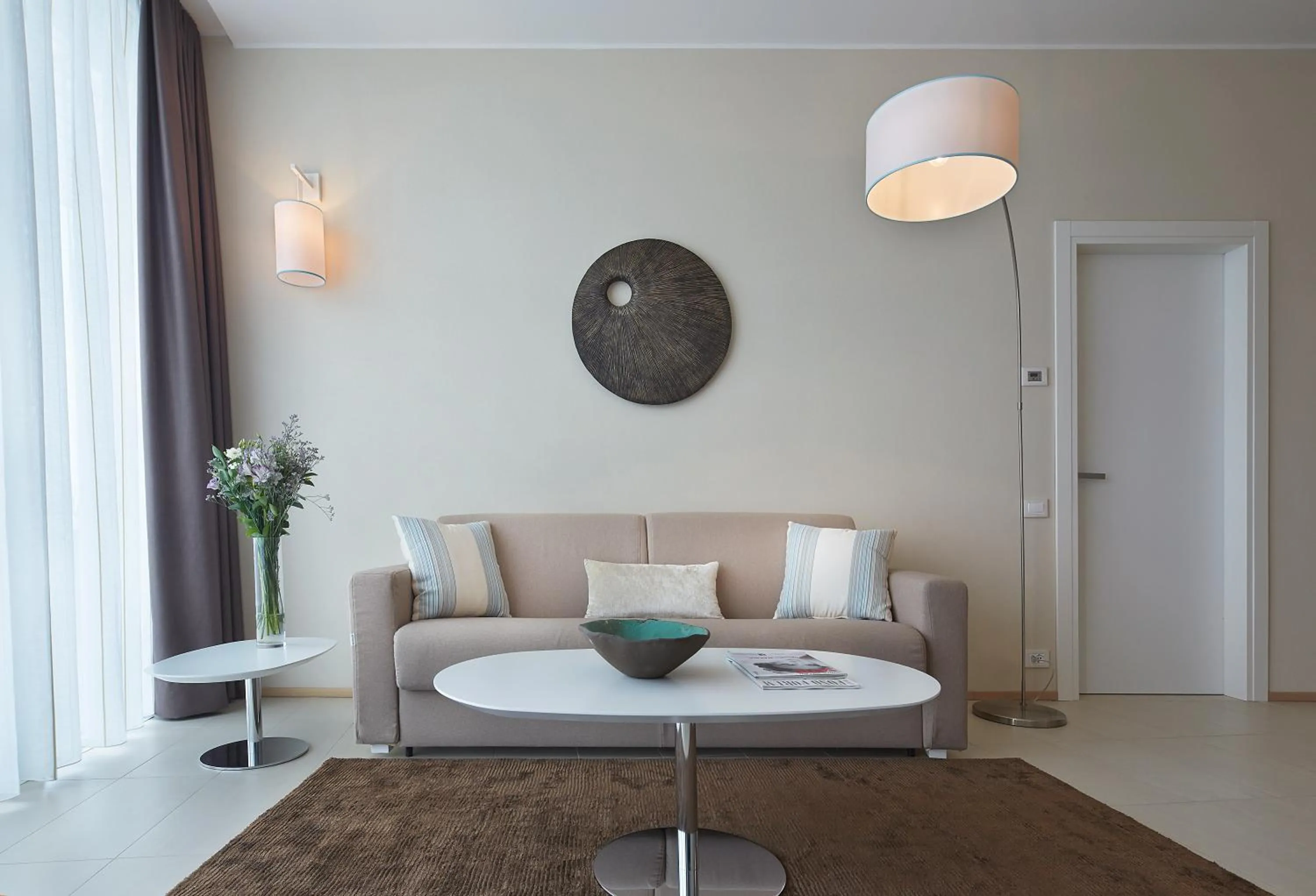 Communal lounge/ TV room in Isola di Albarella Hotel Capo Nord