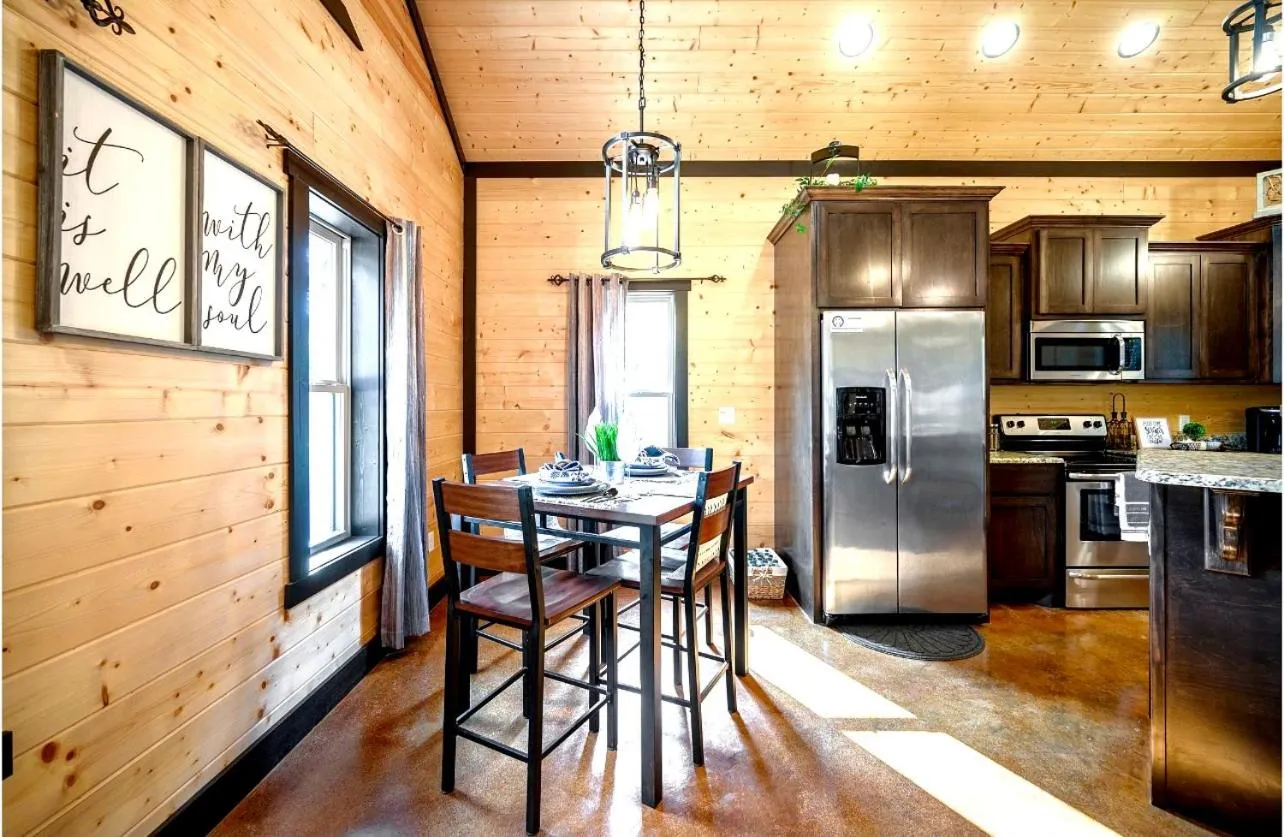 Dining area in Knotty and Nice Luxury Cabin