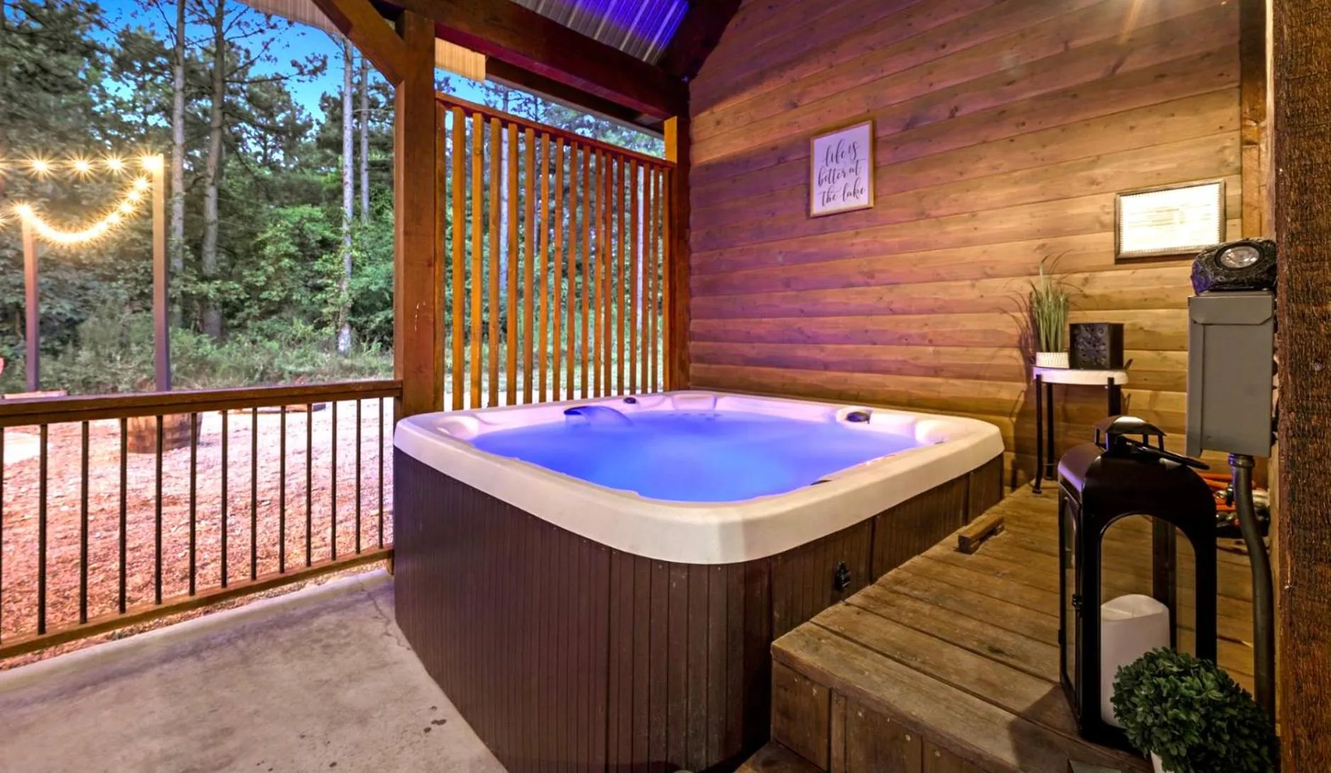 Hot Tub in Knotty and Nice Luxury Cabin