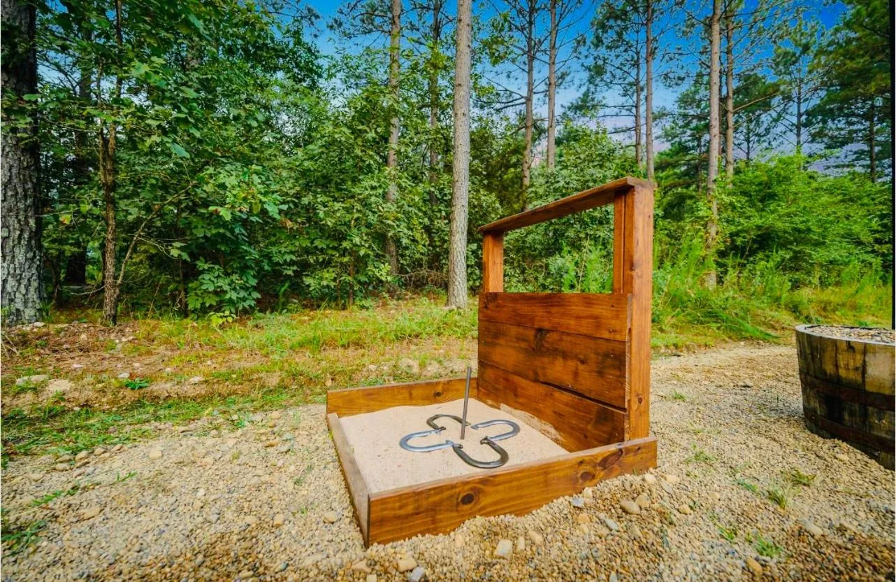 Knotty and Nice Luxury Cabin