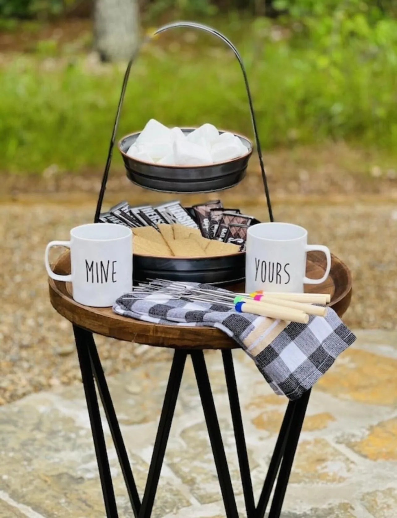 Balcony/Terrace in Knotty and Nice Luxury Cabin