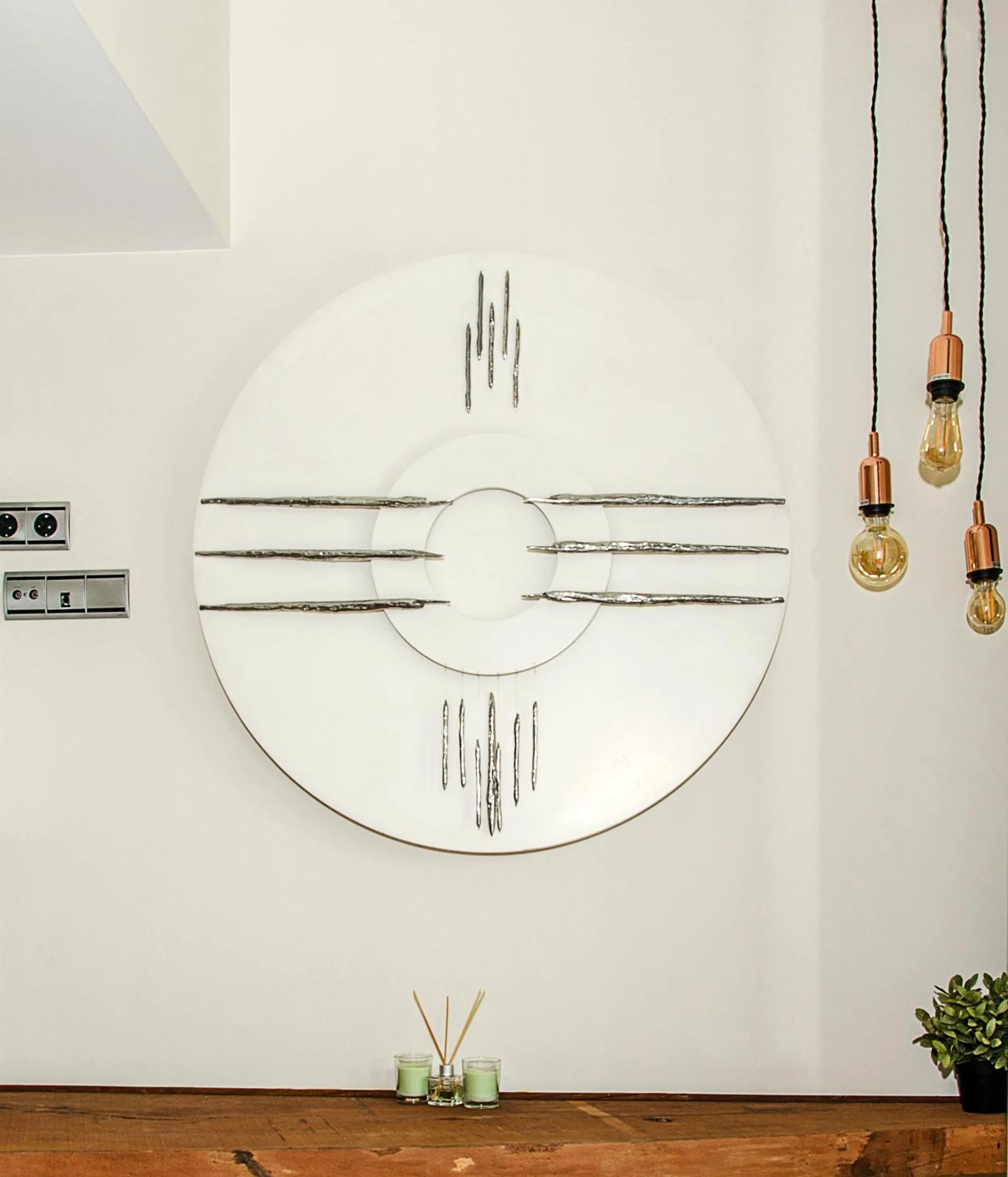 Sitges Spaces Garden Paradise 3 bedroom, 3 bathroom, huge PRIVATE garden-terrace, pool- sleeps up to 8