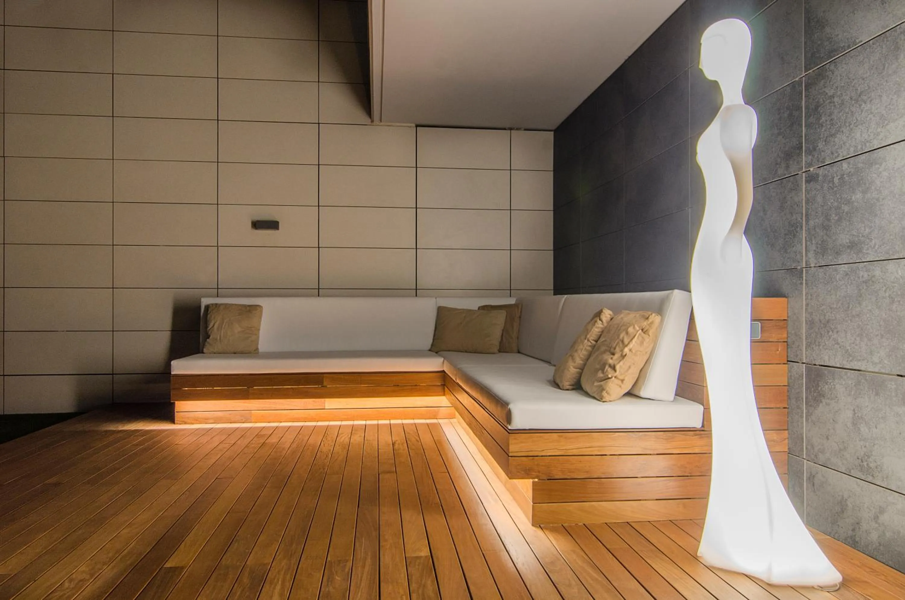 Bed in Sitges Spaces Garden Paradise 3 bedroom, 3 bathroom, huge PRIVATE garden-terrace, pool- sleeps up to 8