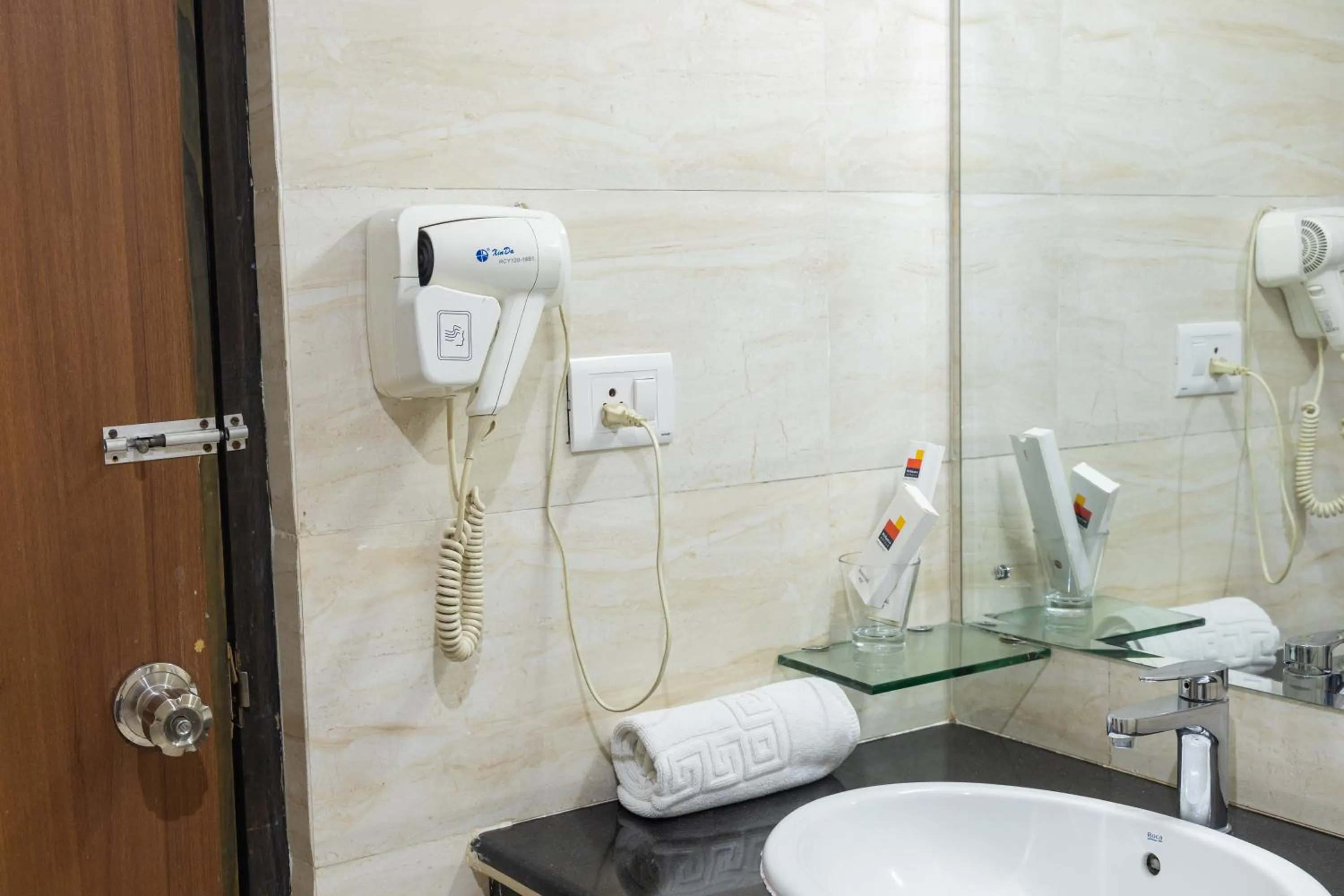 Hotel Mirage Regency