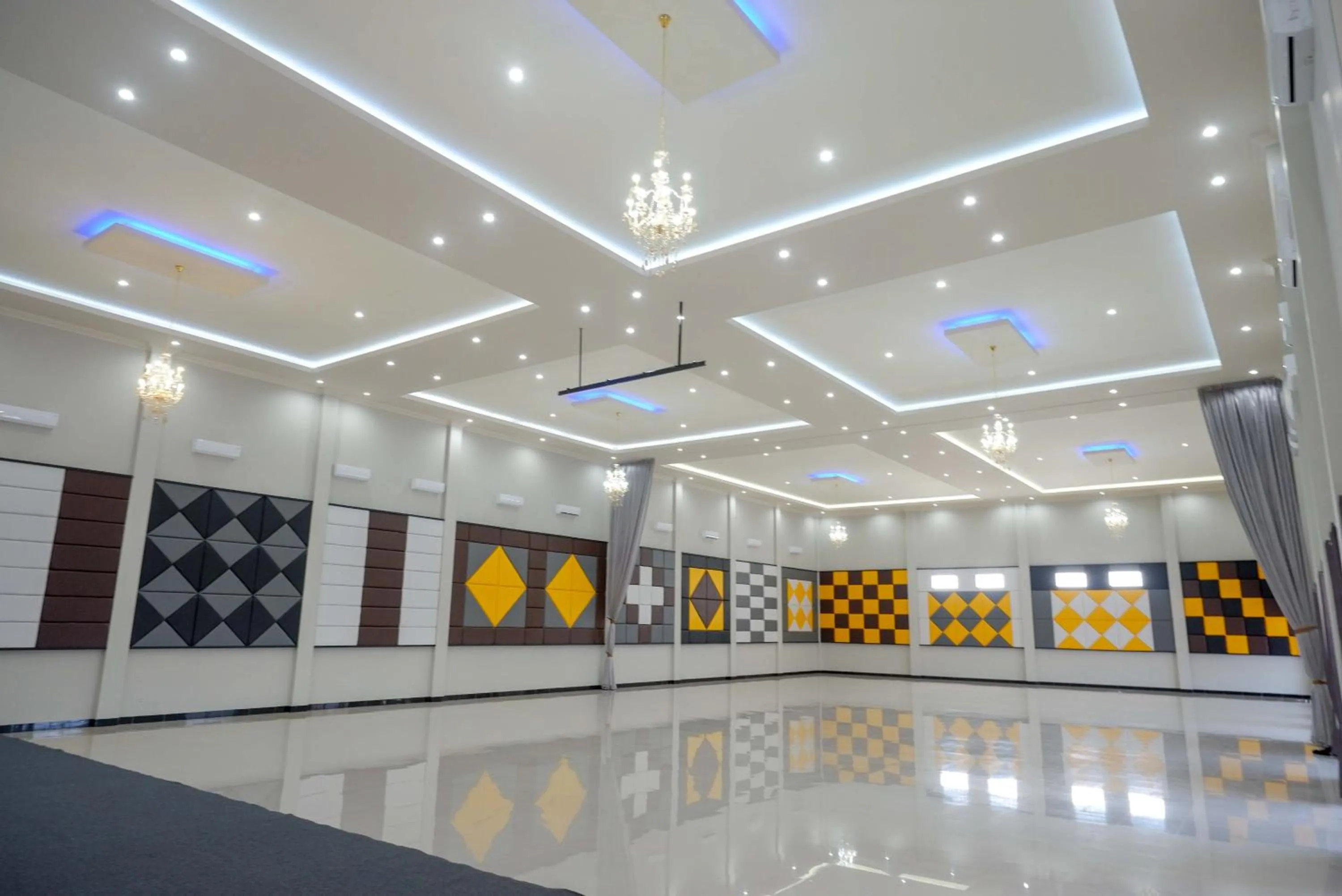 Banquet/Function facilities in RedDoorz Plus @ Jl Pemuda Pati