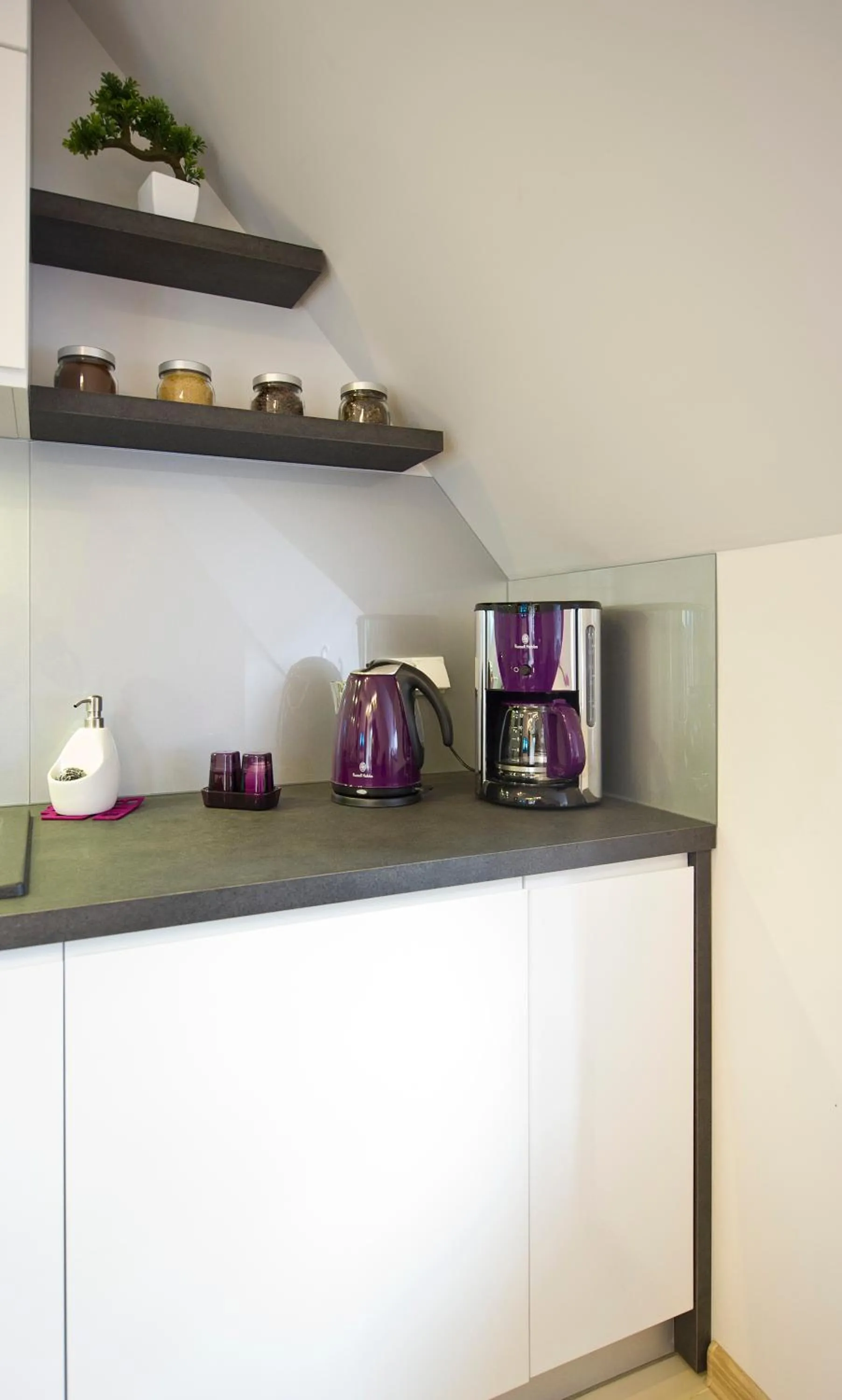 Coffee/tea facilities in ApartHost Rezydencja Sienkiewicza