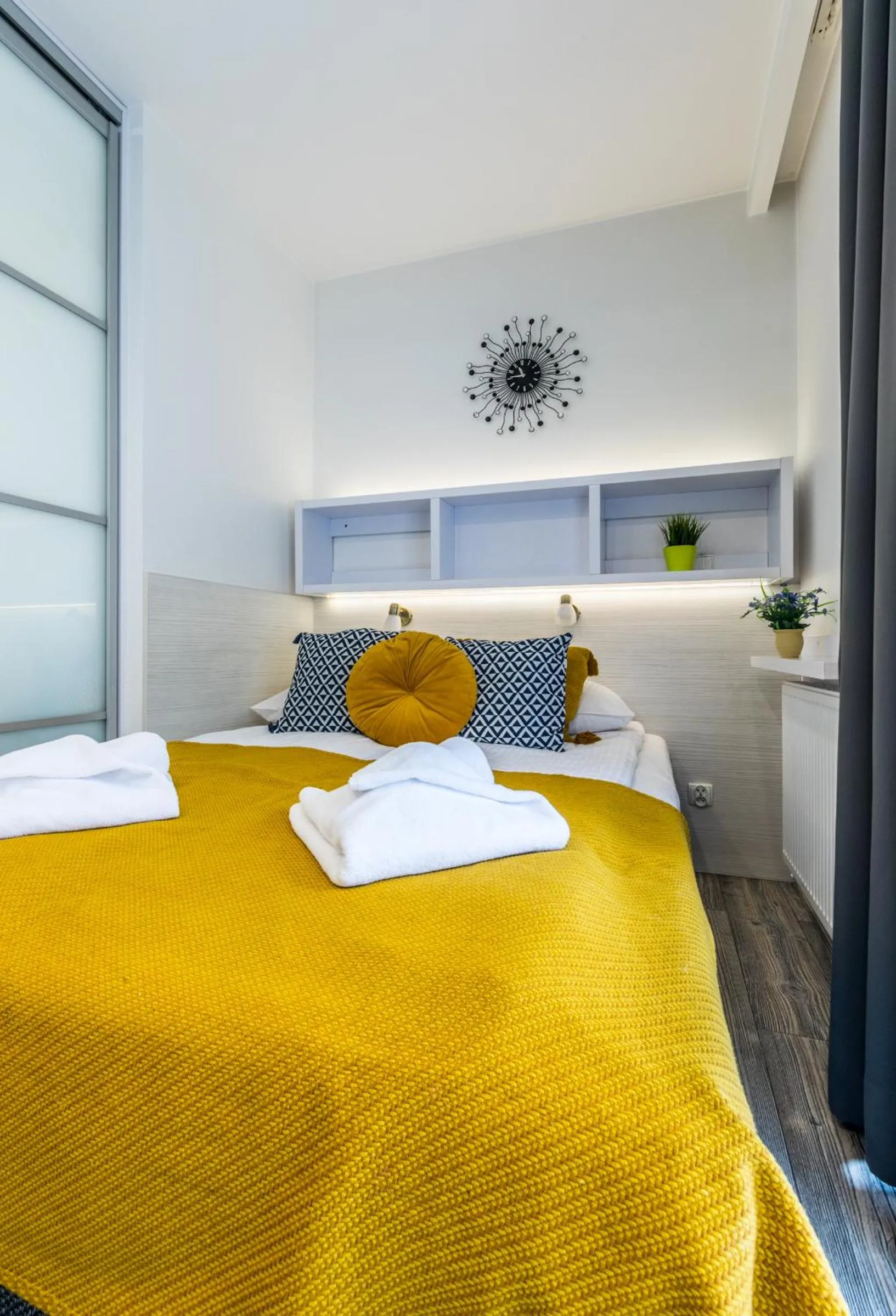 Bedroom, Bed in ApartHost Rezydencja Sienkiewicza
