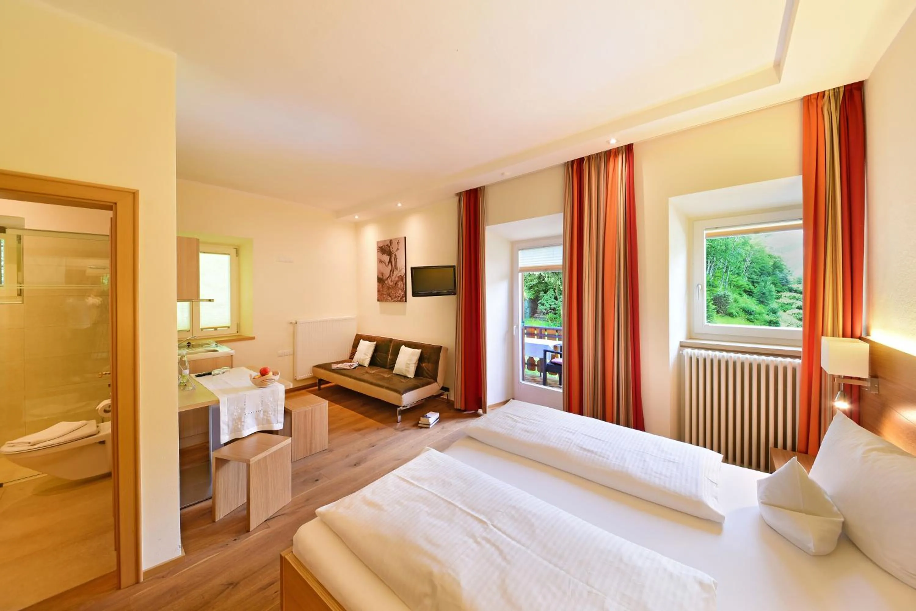 Photo of the whole room, Bed in Ansitz Gamp