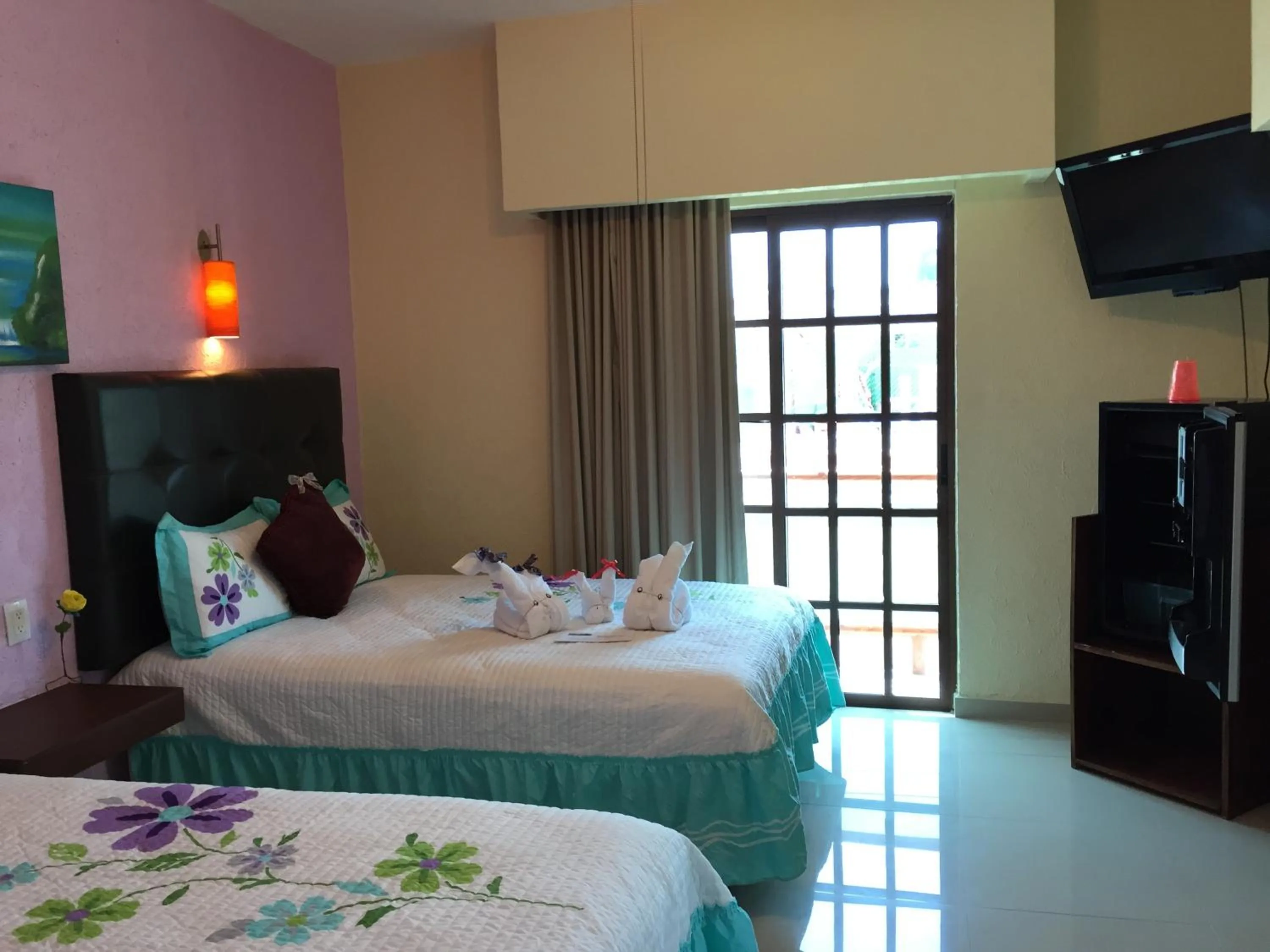 Bedroom, Bed in Hotel Isleño