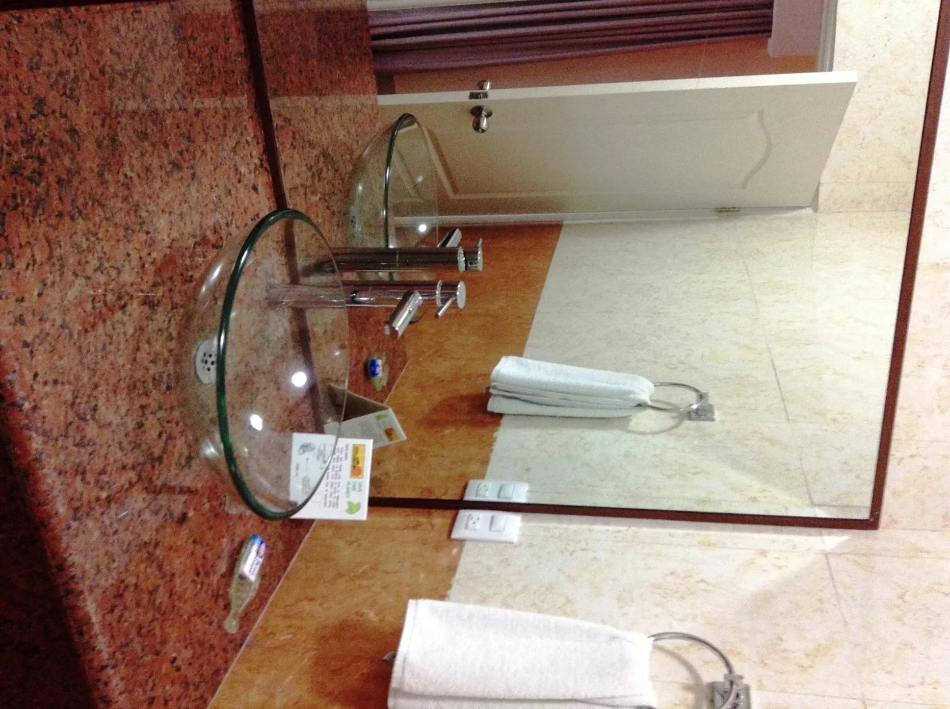 Bathroom in Hotel Isleño