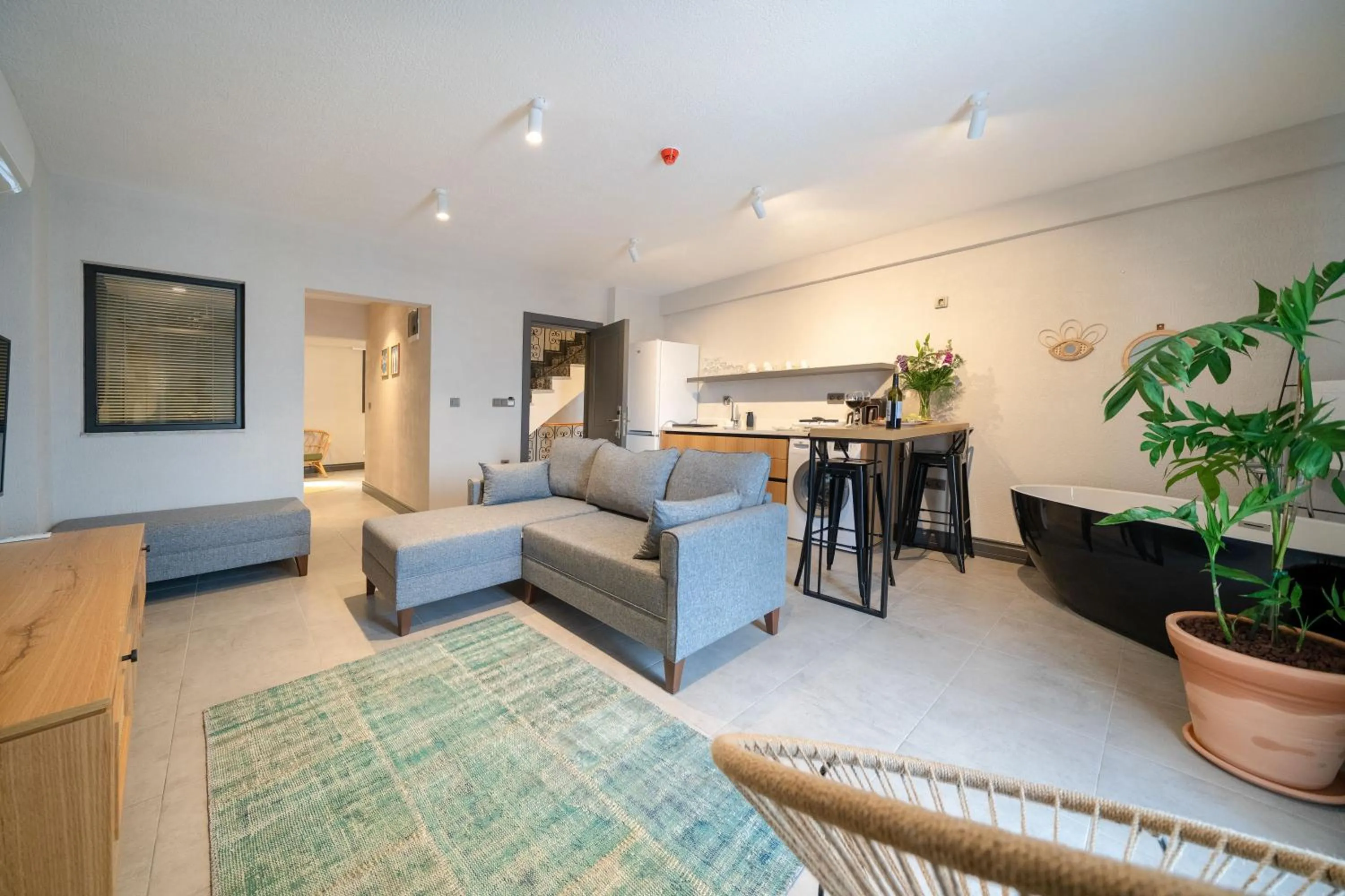 Living room in Reddoors Suites Sea View