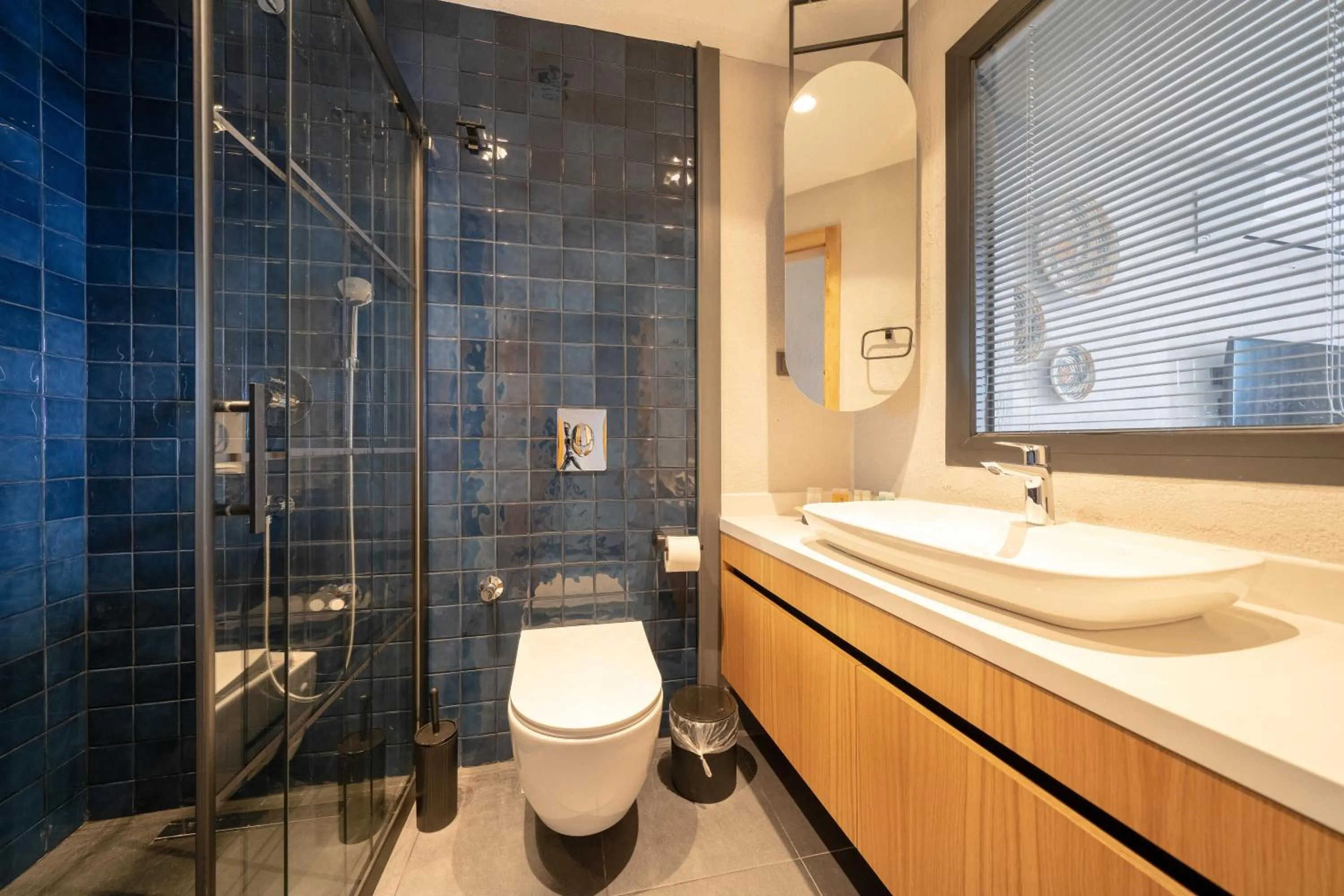 Bathroom in Reddoors Suites Sea View