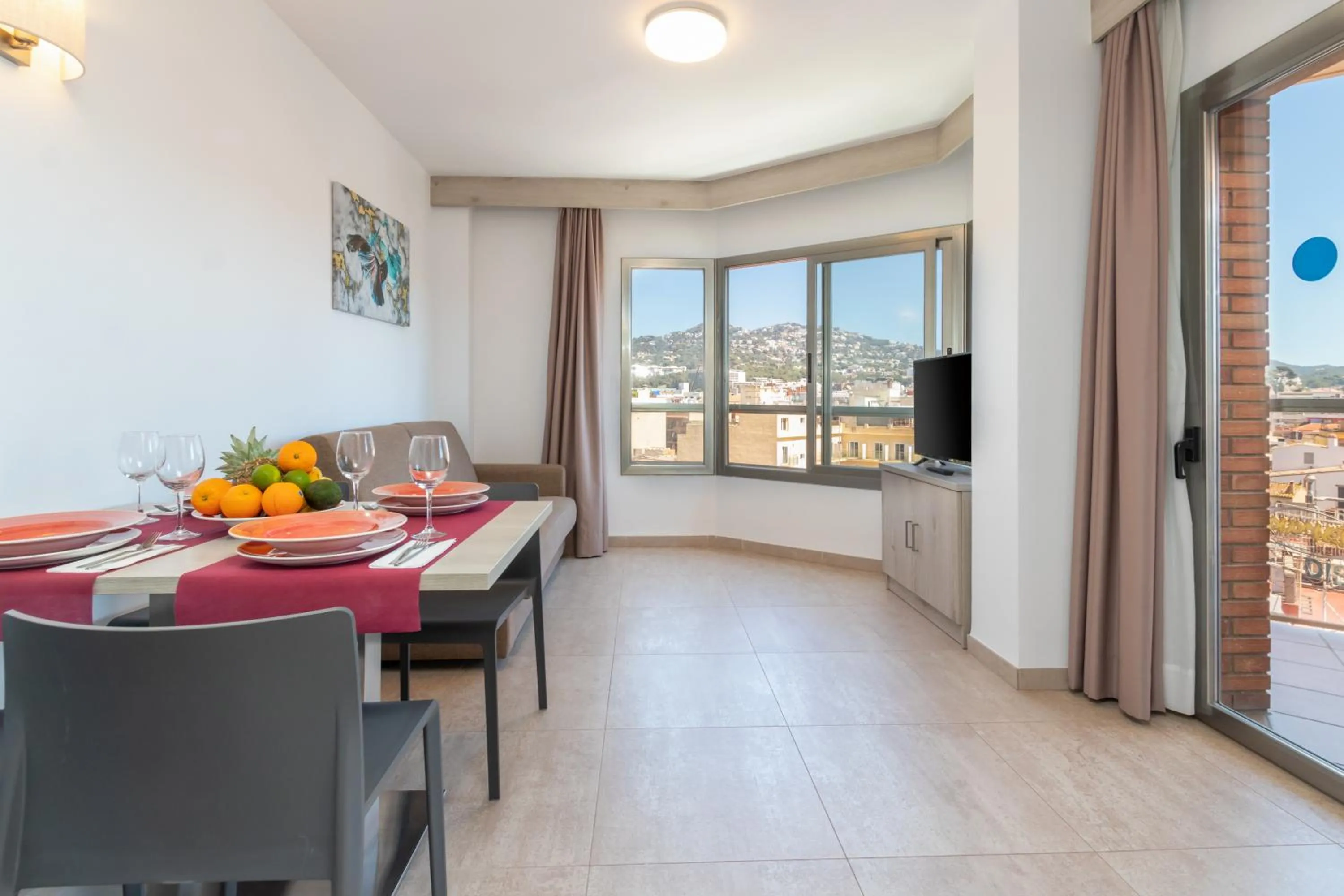 One-Bedroom Apartment in Marina Beach Apartaments - Sea views in the heart of Lloret