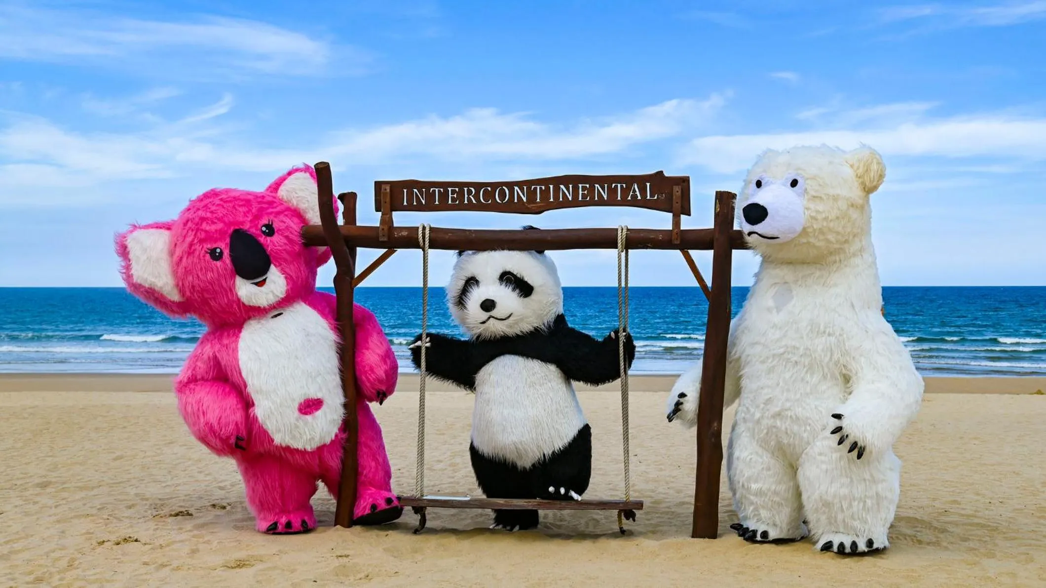 Area and facilities in InterContinental Sanya Haitang Bay Resort by IHG