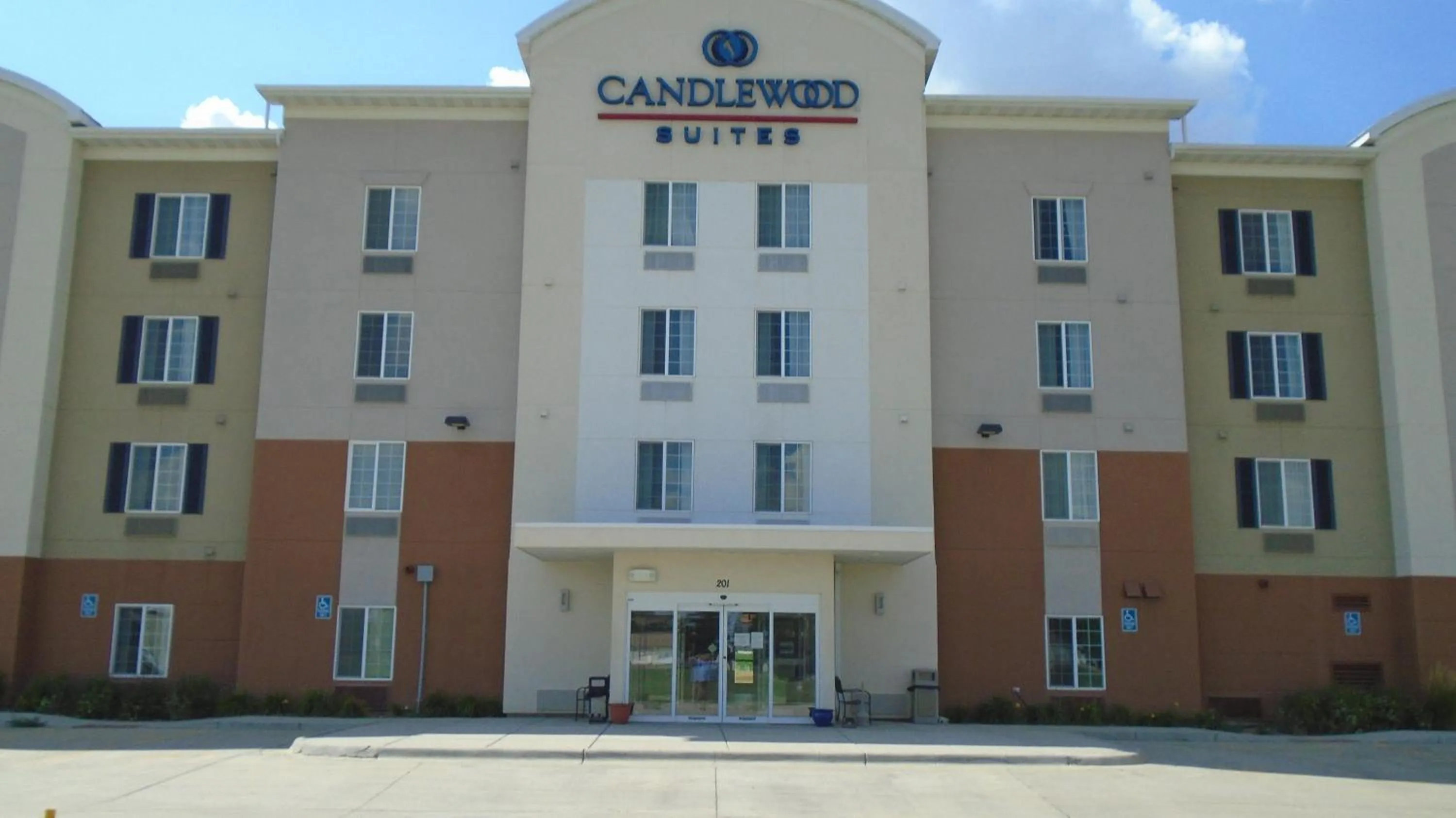 Property building in Candlewood Suites Sidney by IHG