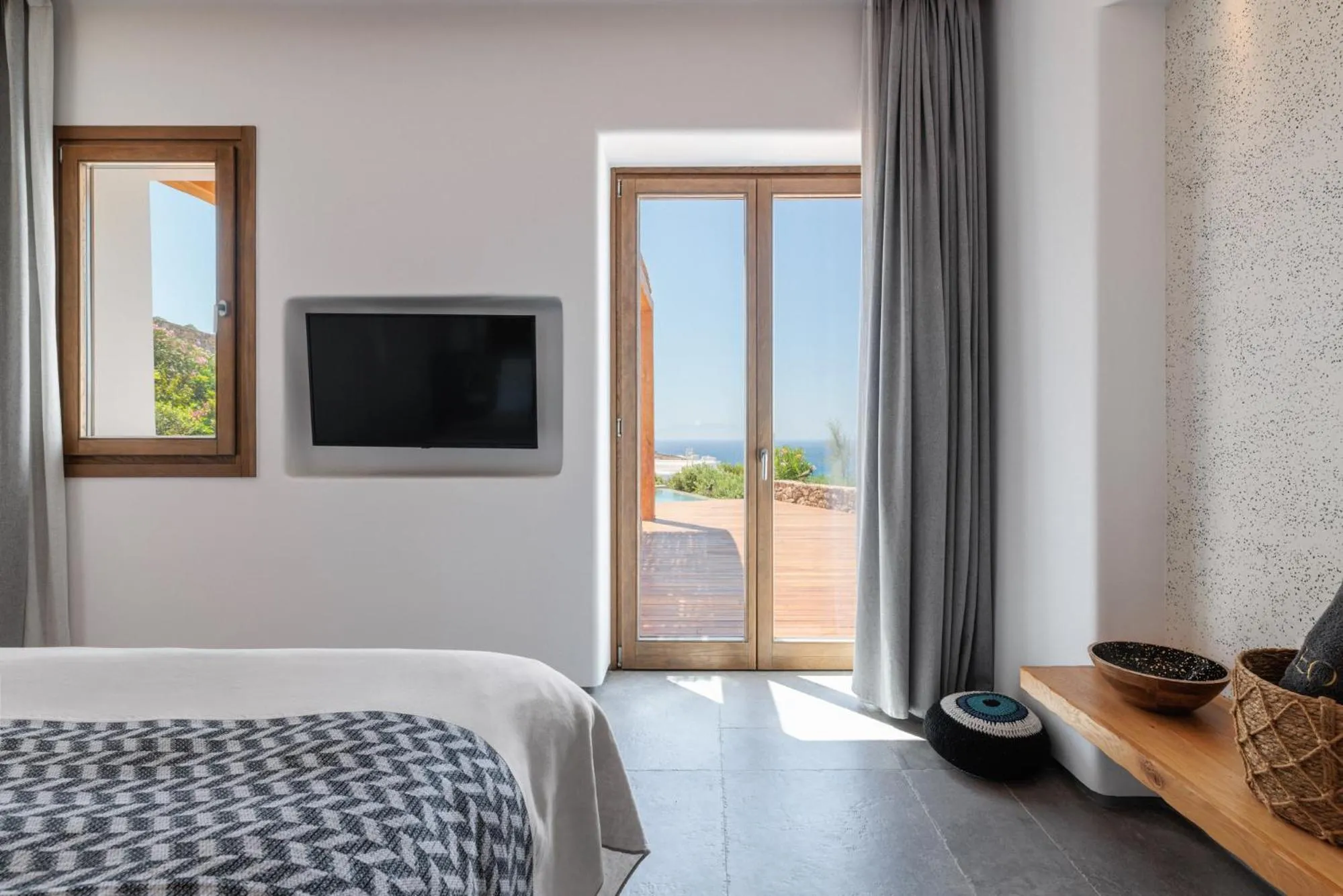 TV and multimedia, Bed in Mileo