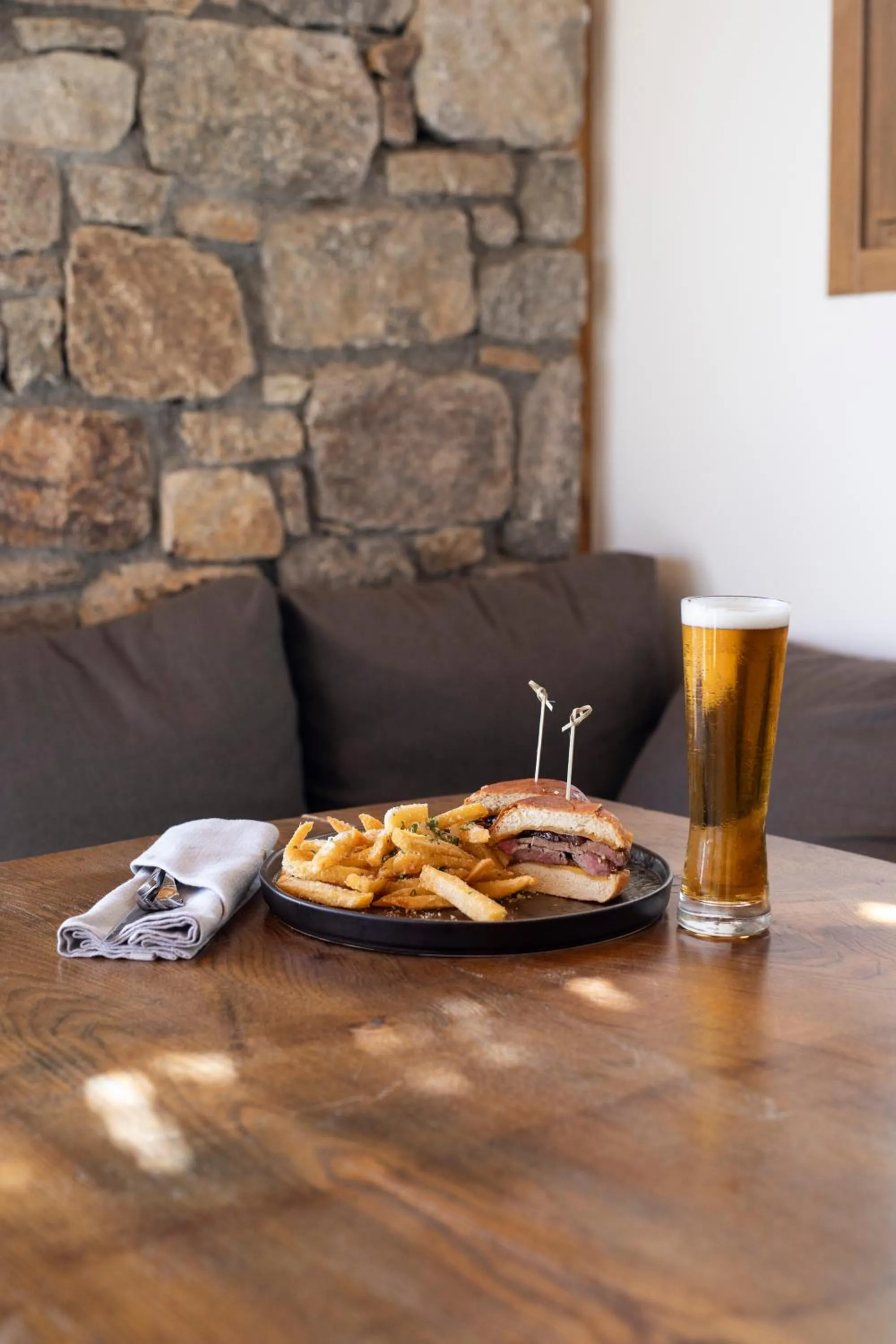 Restaurant/places to eat in Mileo