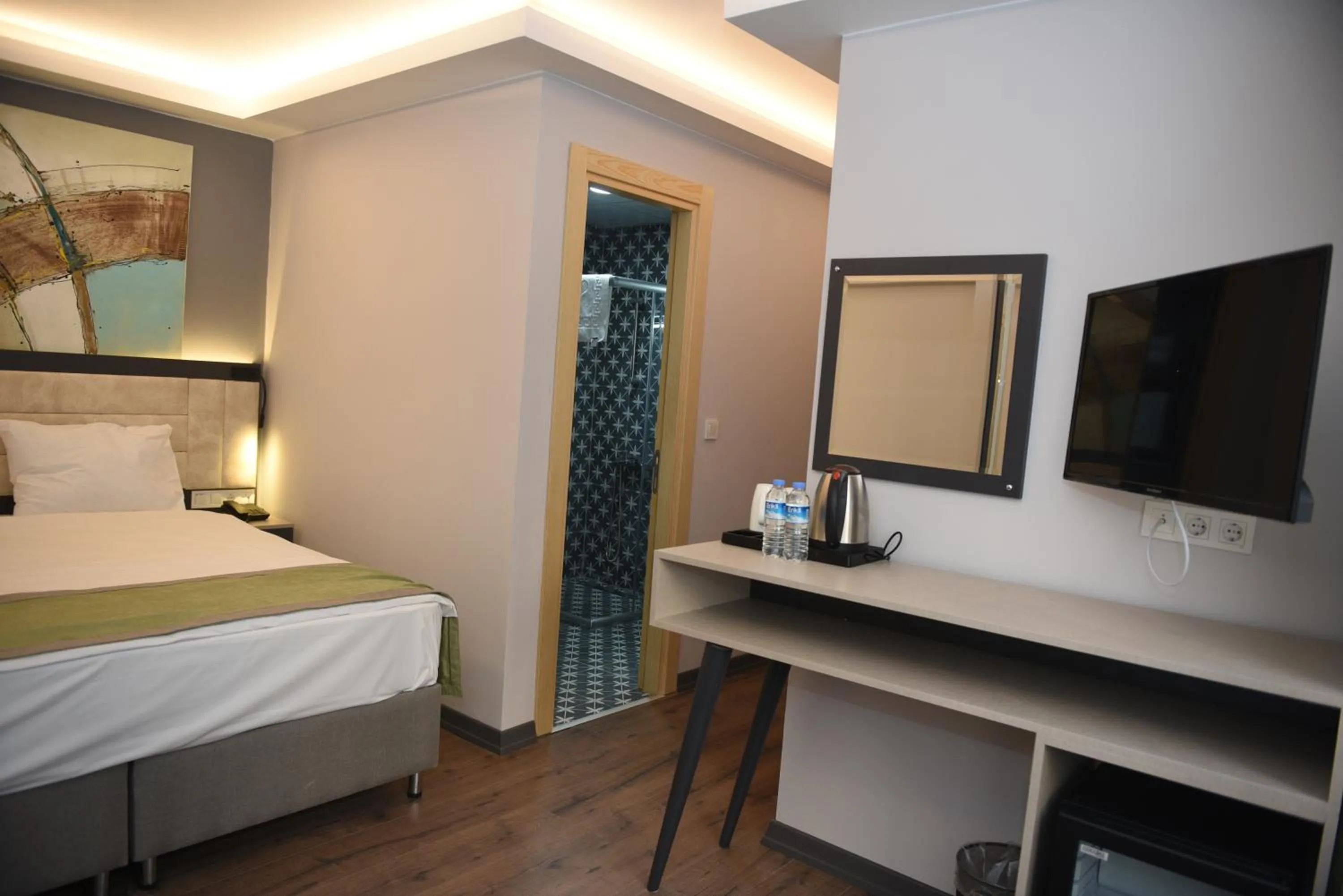 Photo of the whole room, Bed in BEST HOTEL KADIKOY