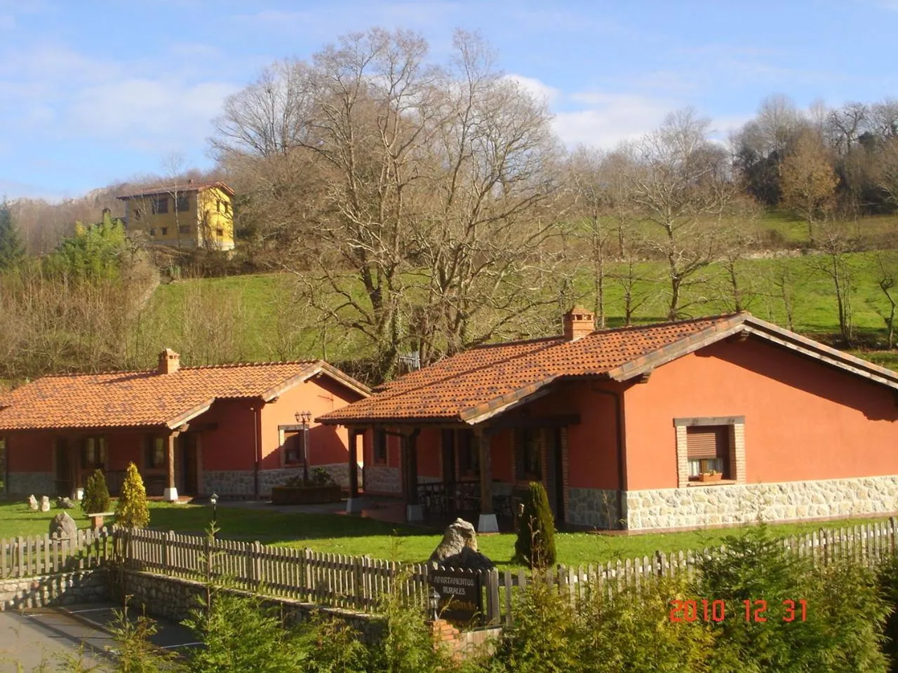 Apartamentos Rurales La Granda