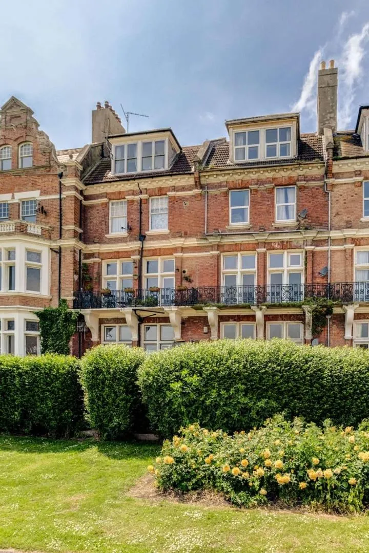 Property building in The Lookout - Hastings