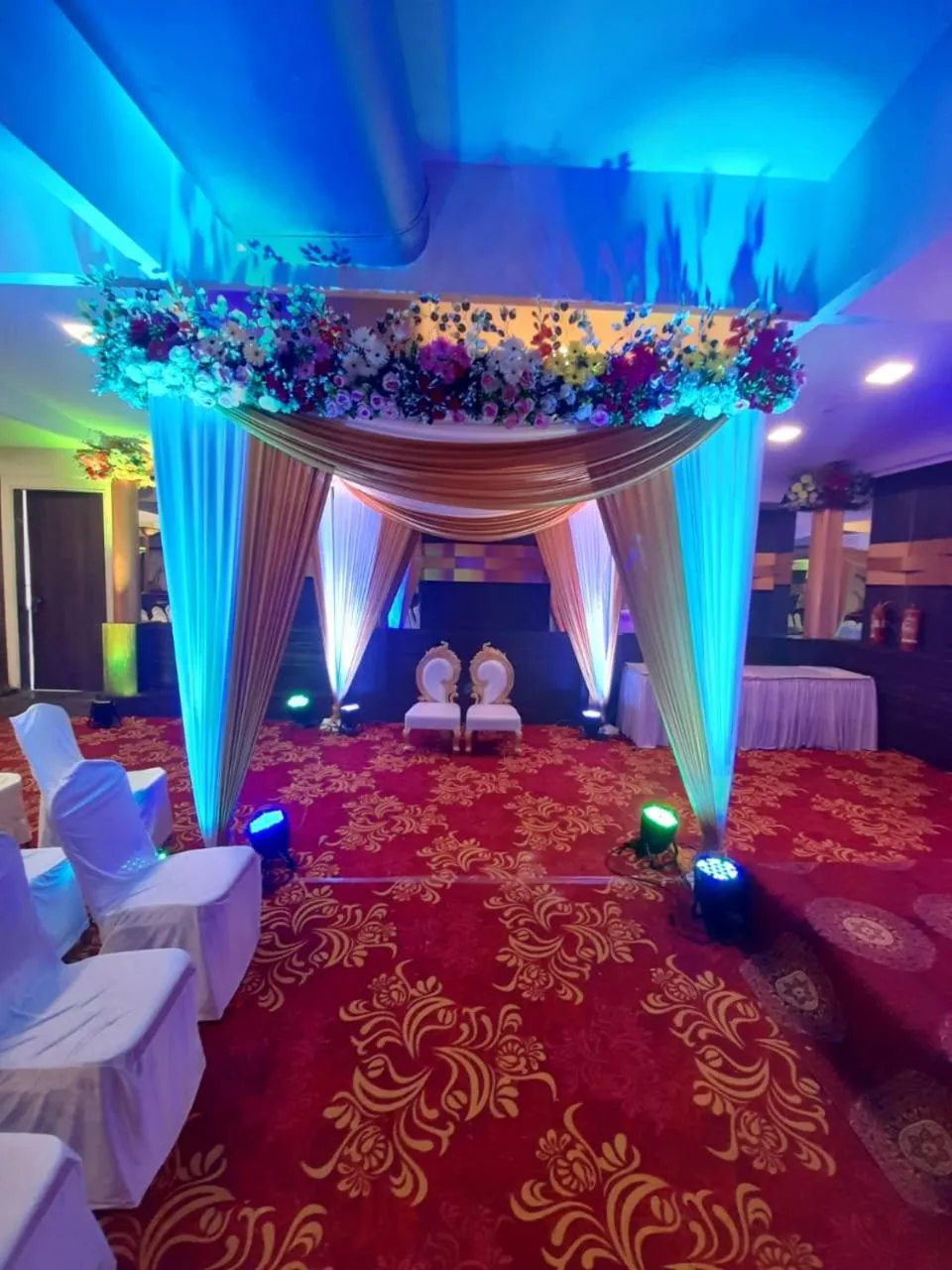 Banquet/Function facilities in Hotel Mumbai House Juhu, Santacruz West, Mumbai