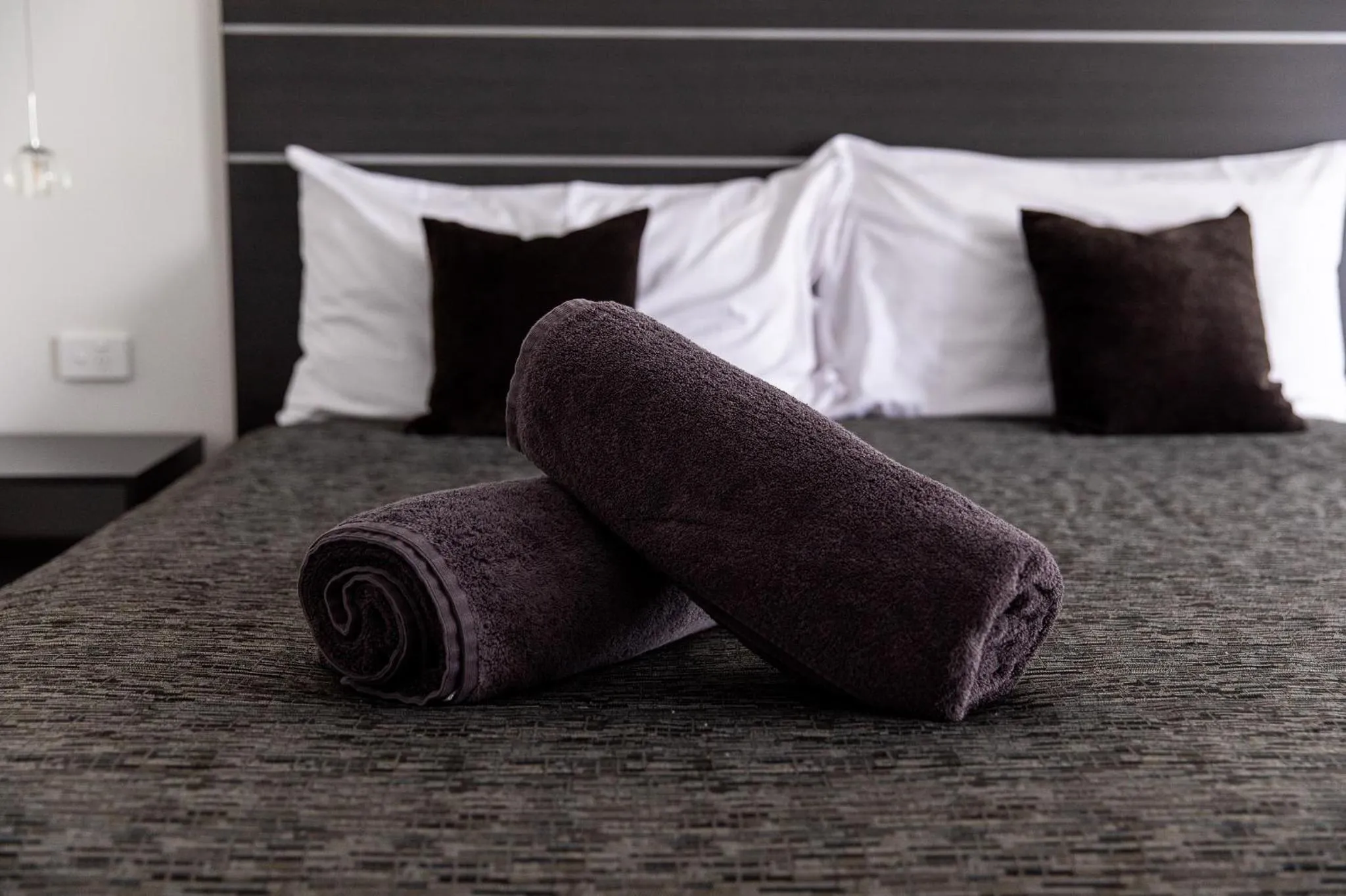 Bed in Tea House Motor Inn