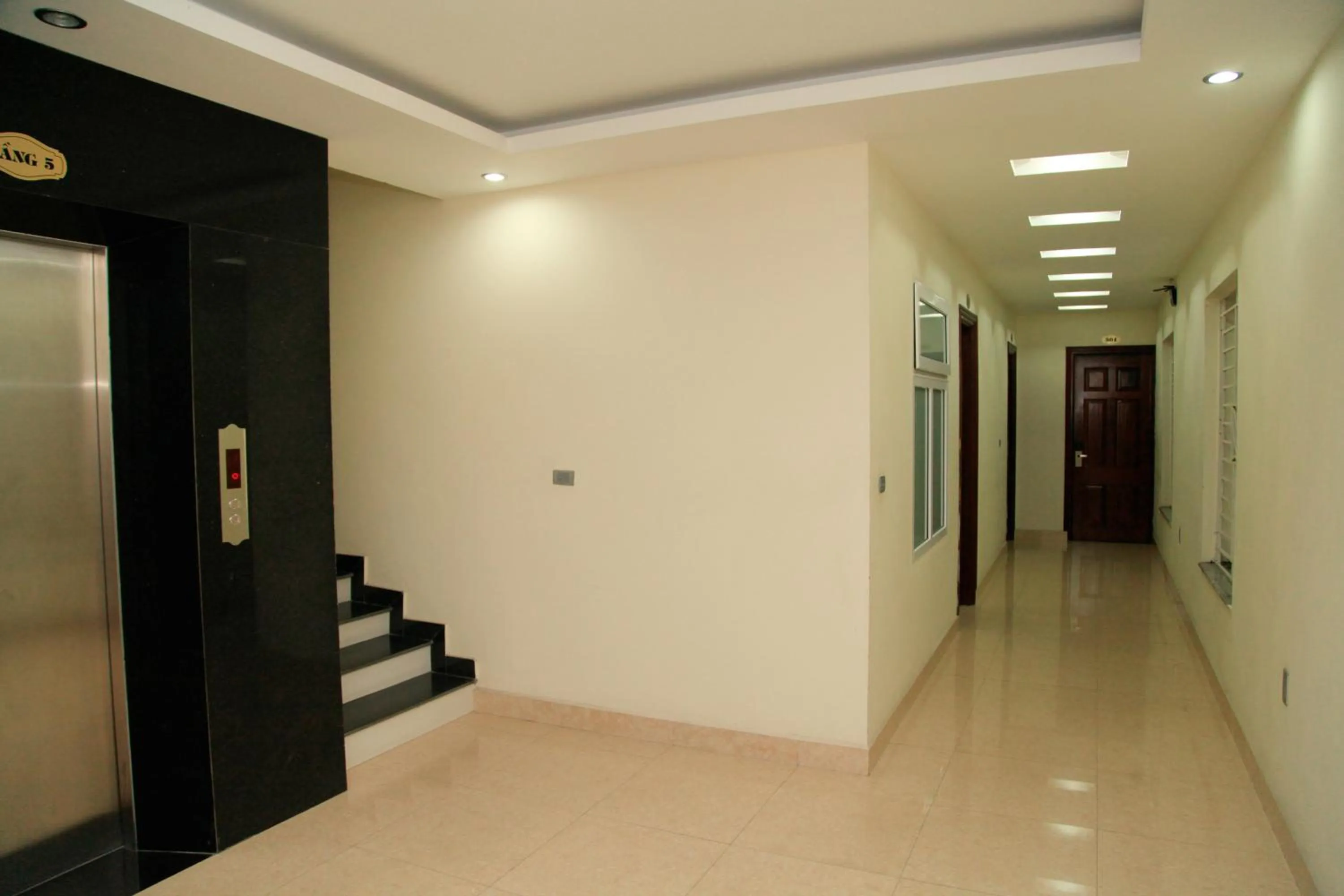 elevator in Paradis Hotel