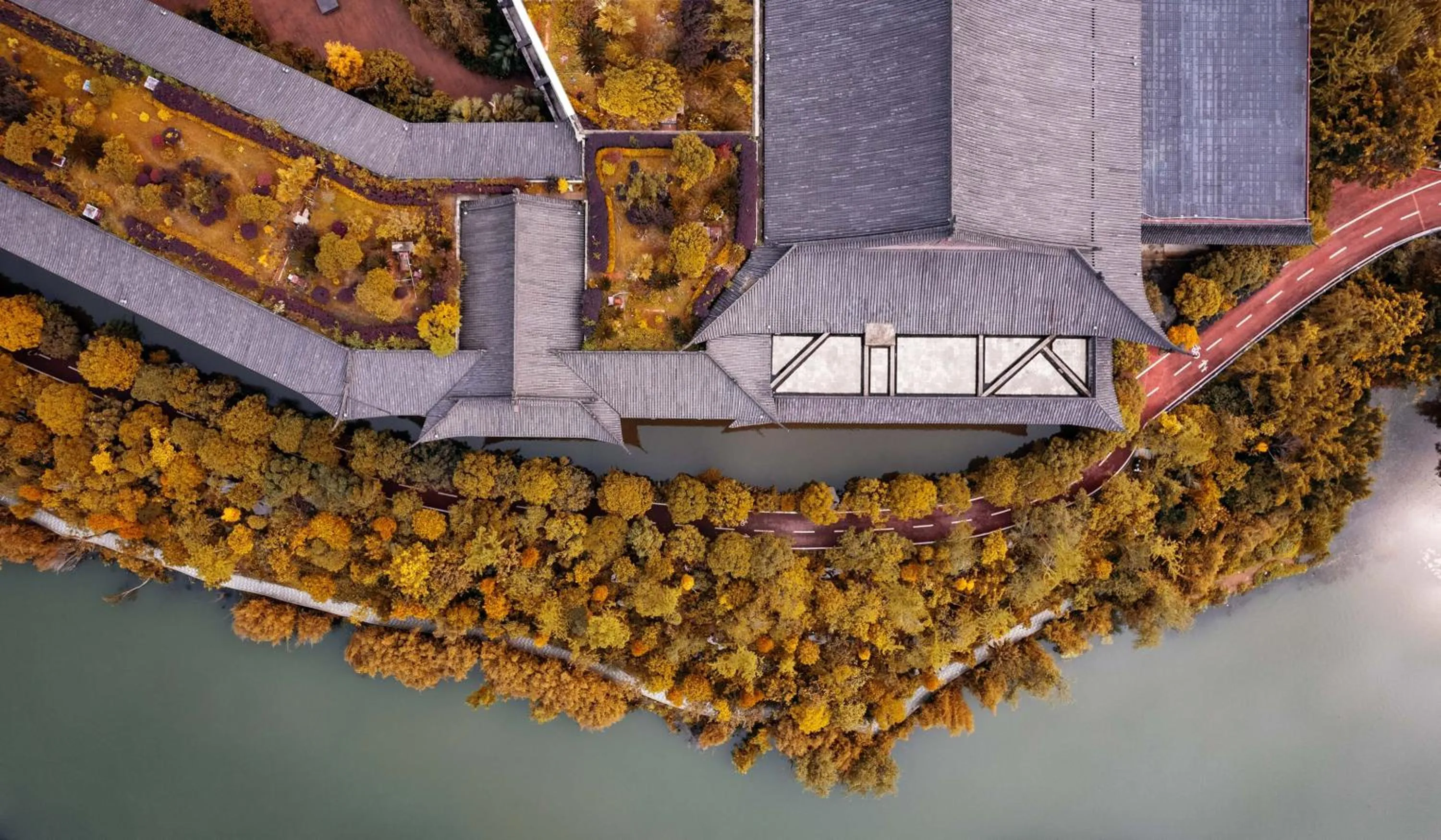 Property building in Grand Bravo Guilin