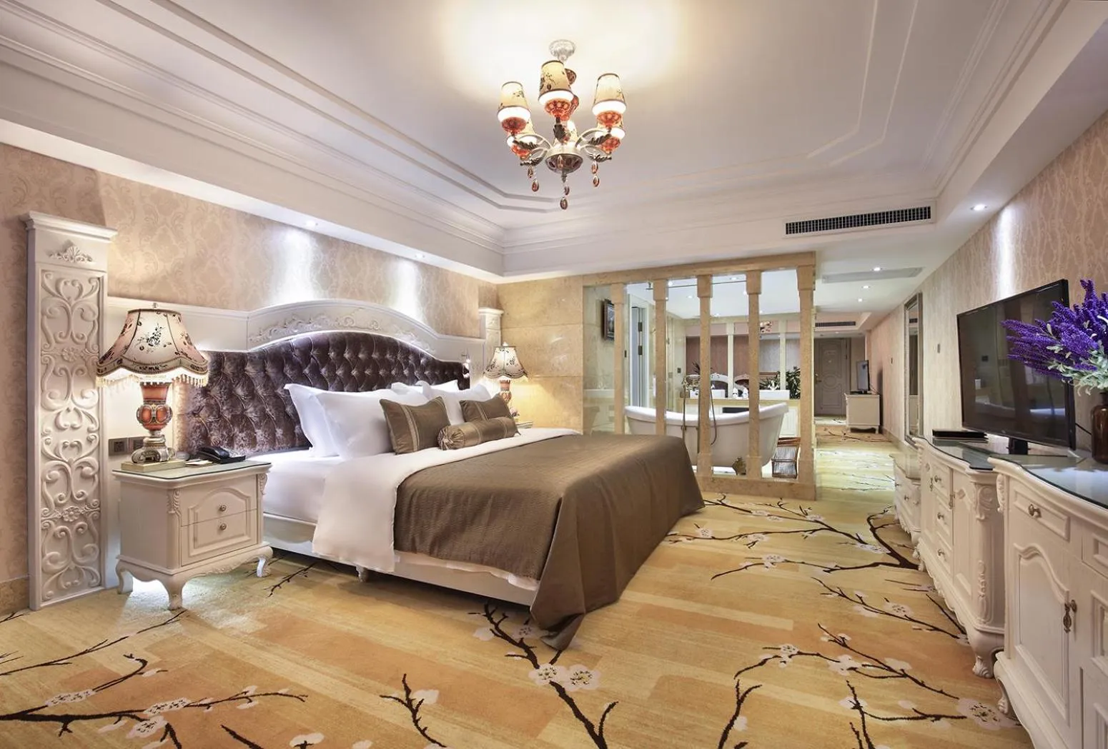 Bedroom, Bed in Grand Bravo Guilin