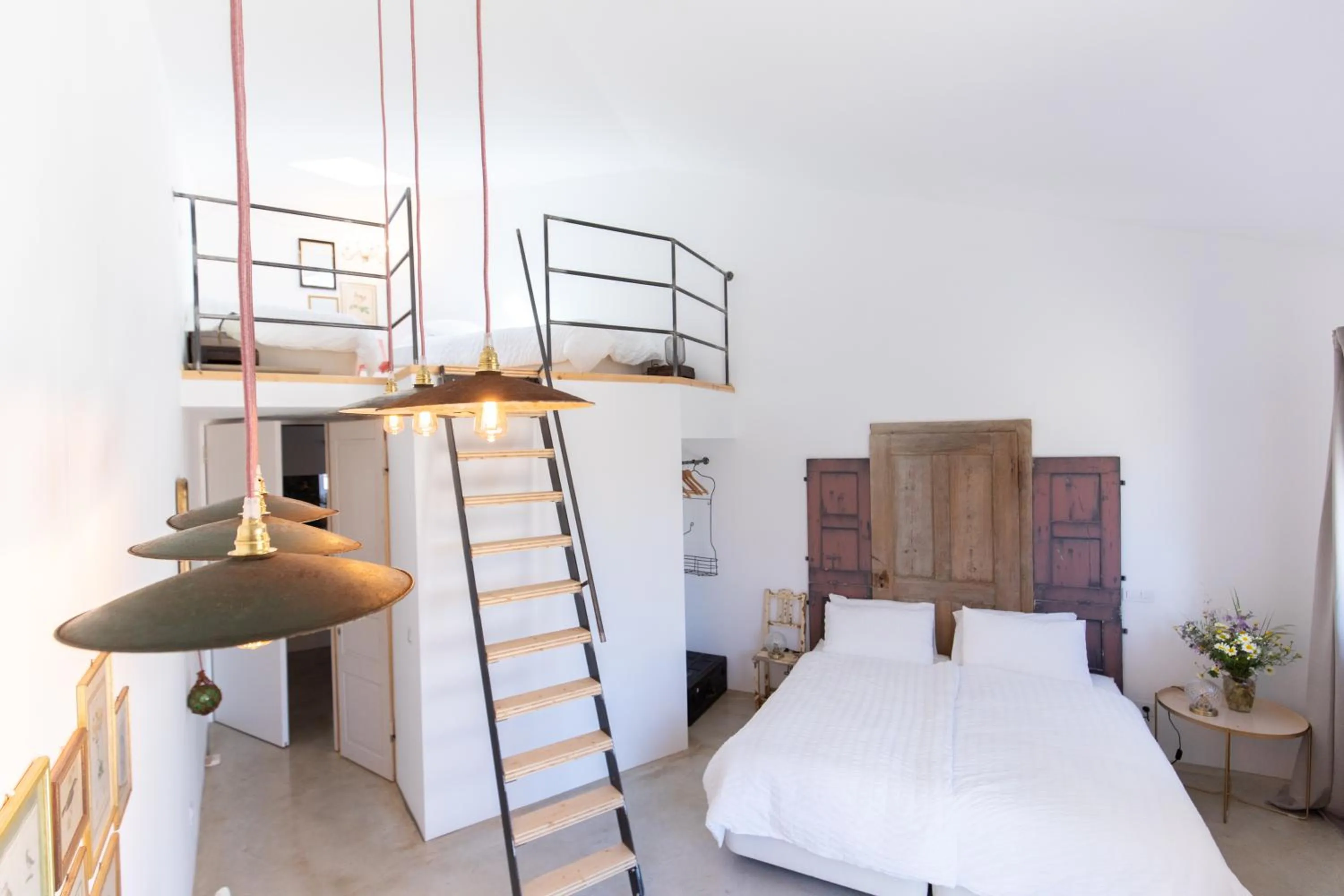 Photo of the whole room, Bed in Moinho Calmo