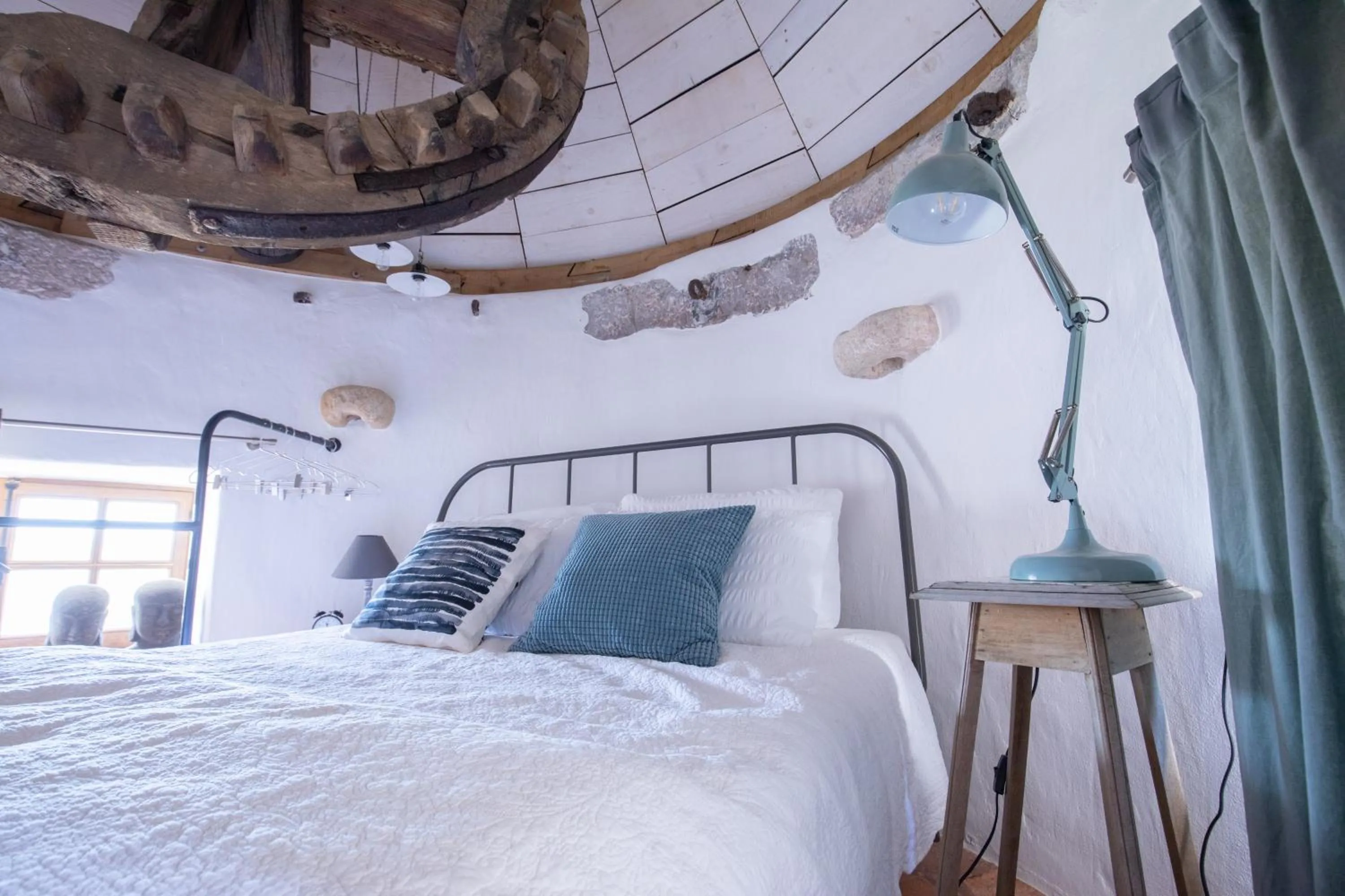 Bedroom, Bed in Moinho Calmo