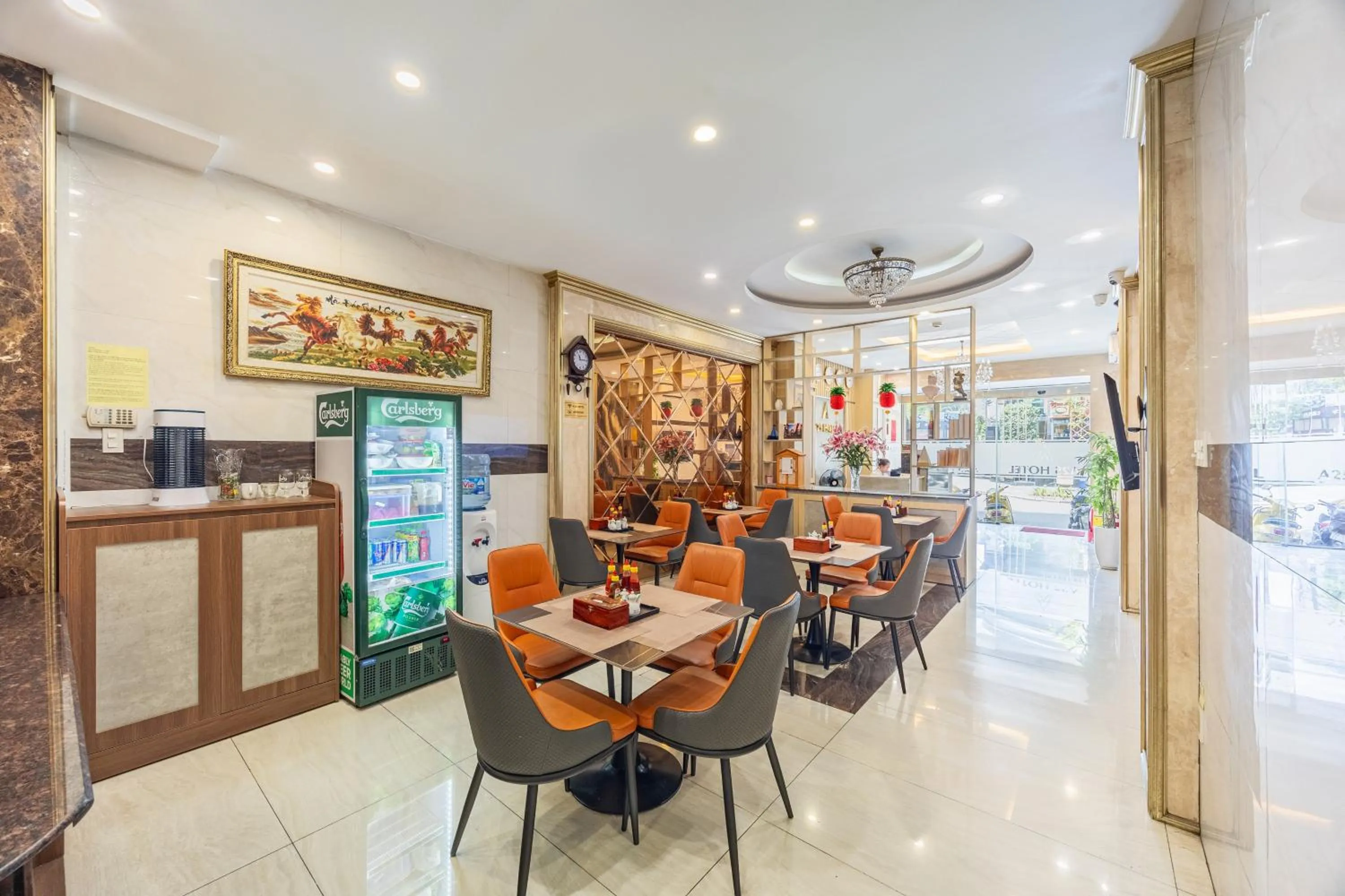 Restaurant/places to eat in A25 Hotel - 75 Lê Thị Hồng Gấm