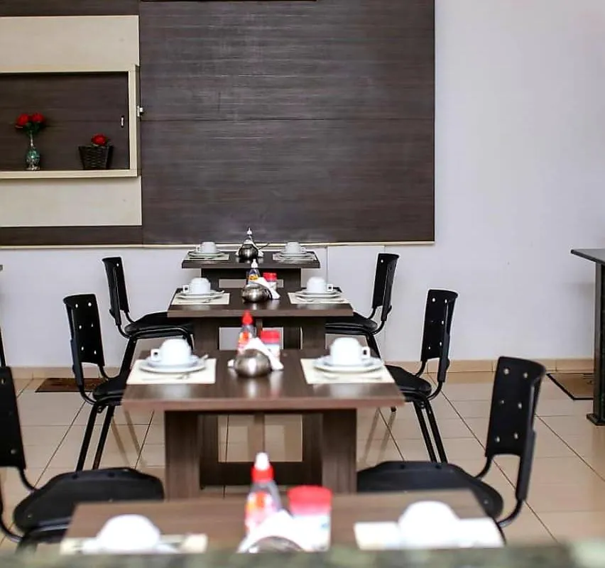 Serra's Palace Hotel