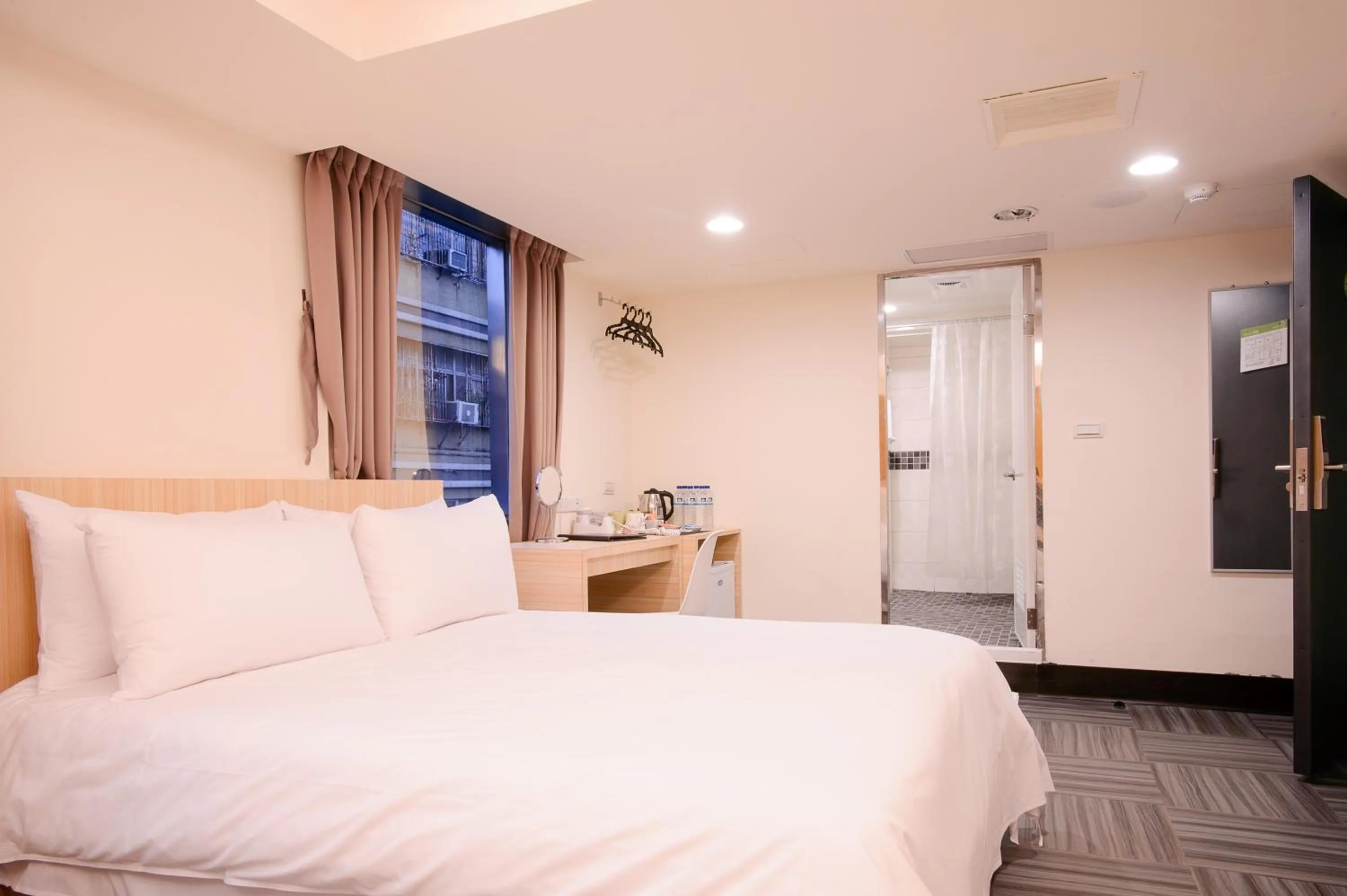 Kiwi Express Hotel - Chenggong Rd