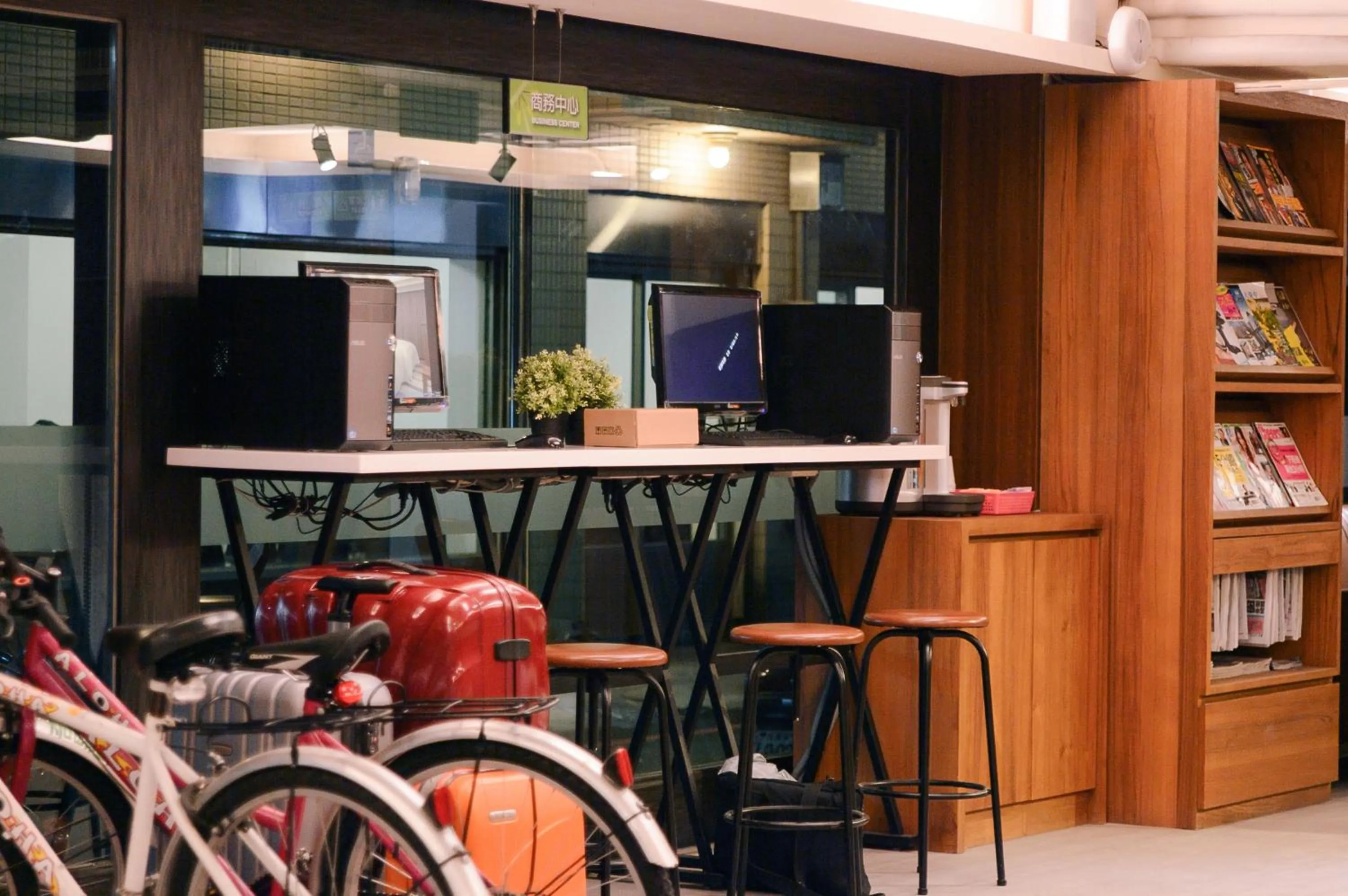 Business facilities in Kiwi Express Hotel - Chenggong Rd