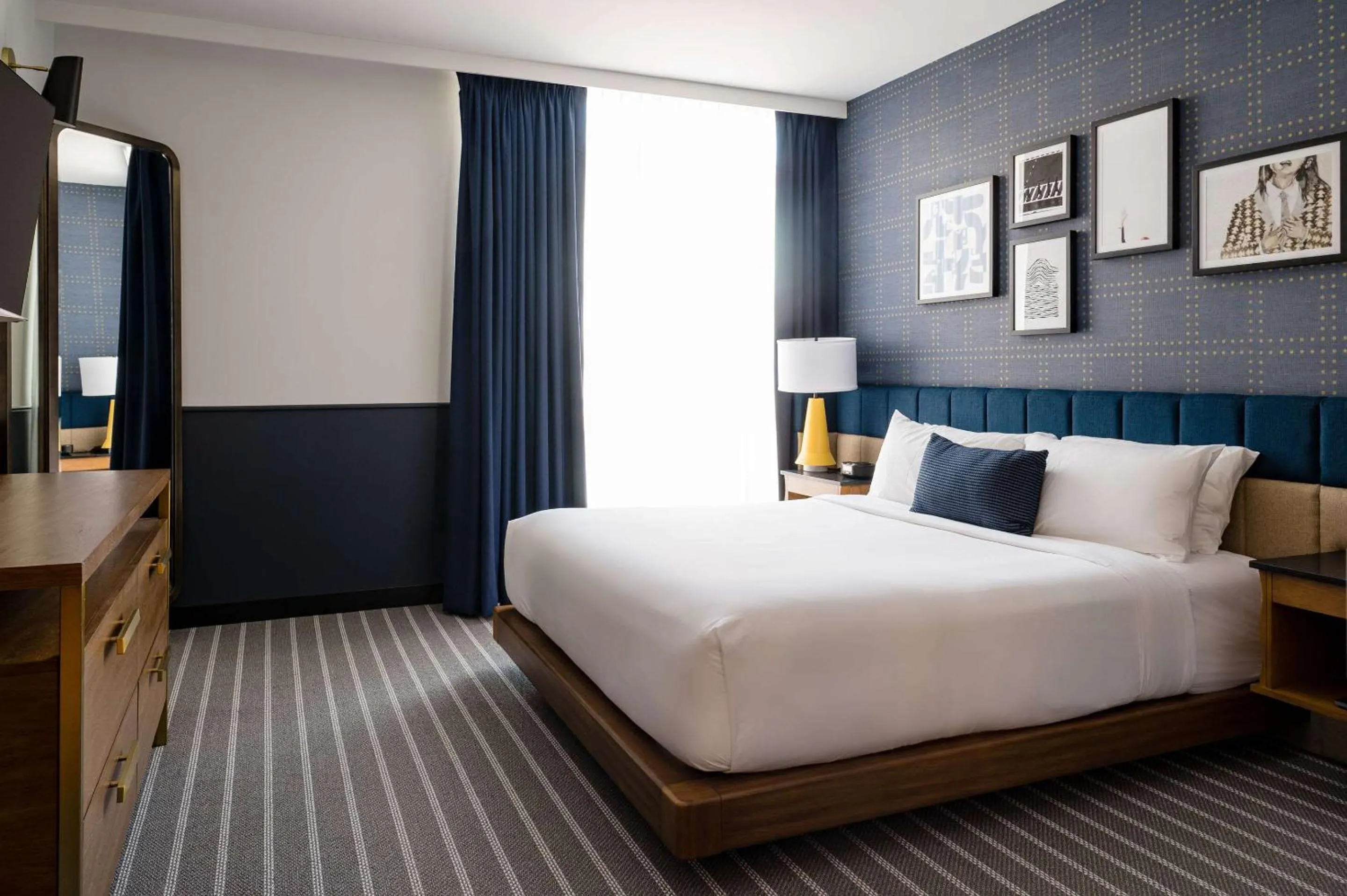 Bedroom, Bed in Cambria Hotel Boston Somerville