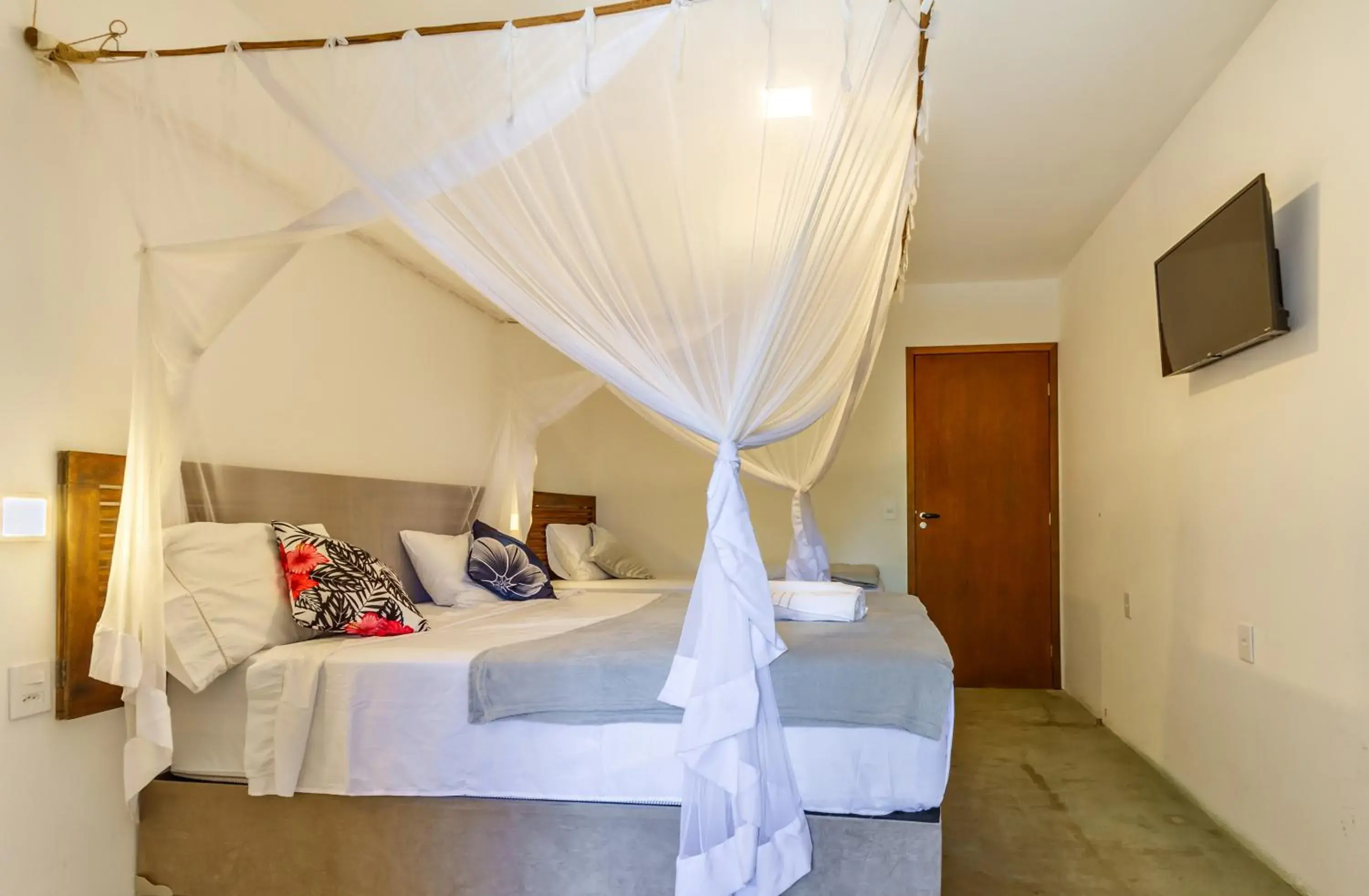 Superior Triple Room in Pousada Imperador do Espelho Superior Triple Room in Pousada Imperador do Espelho