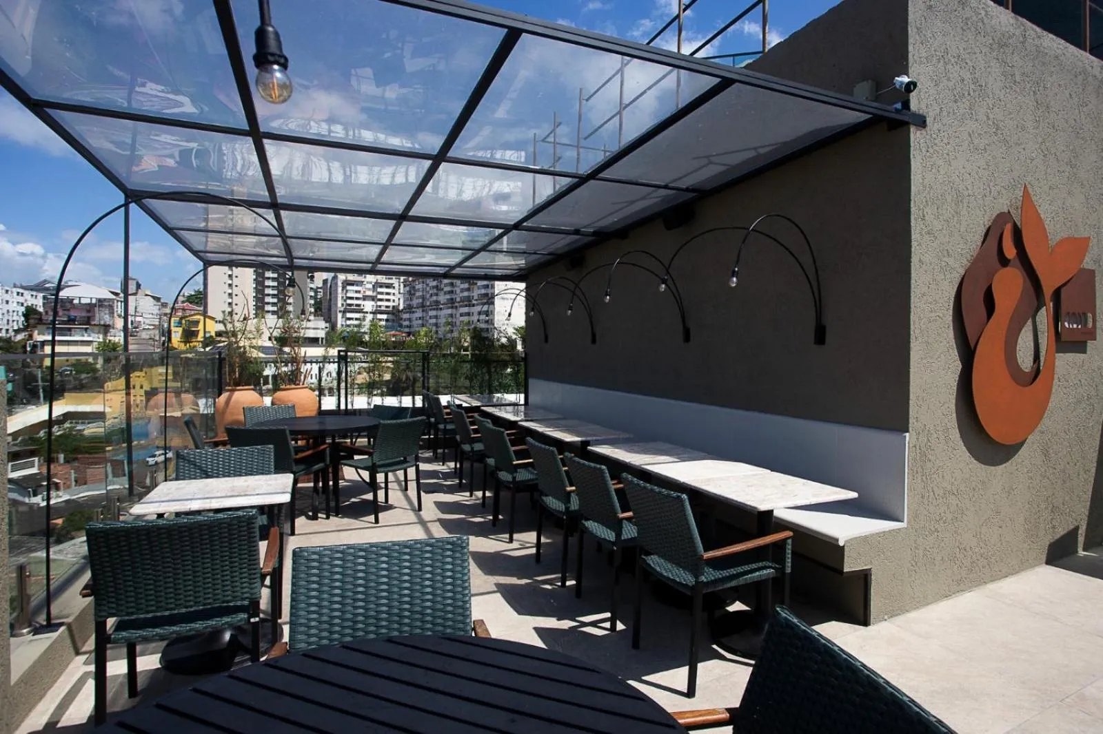 Restaurant/places to eat in Canto Hotel