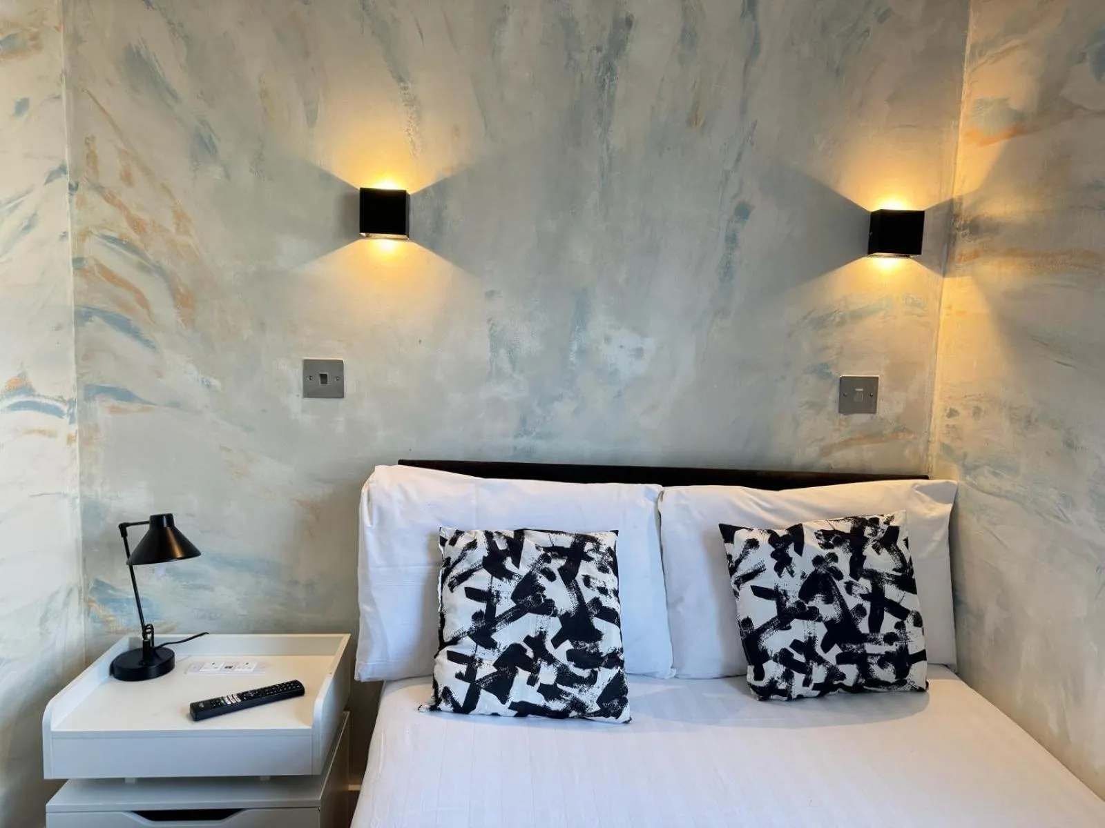 Bedroom, Bed in ND Hotel - Hyde Park