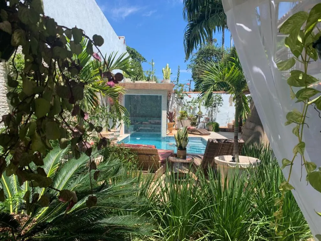 Swimming pool in Villa Lulu Geribá