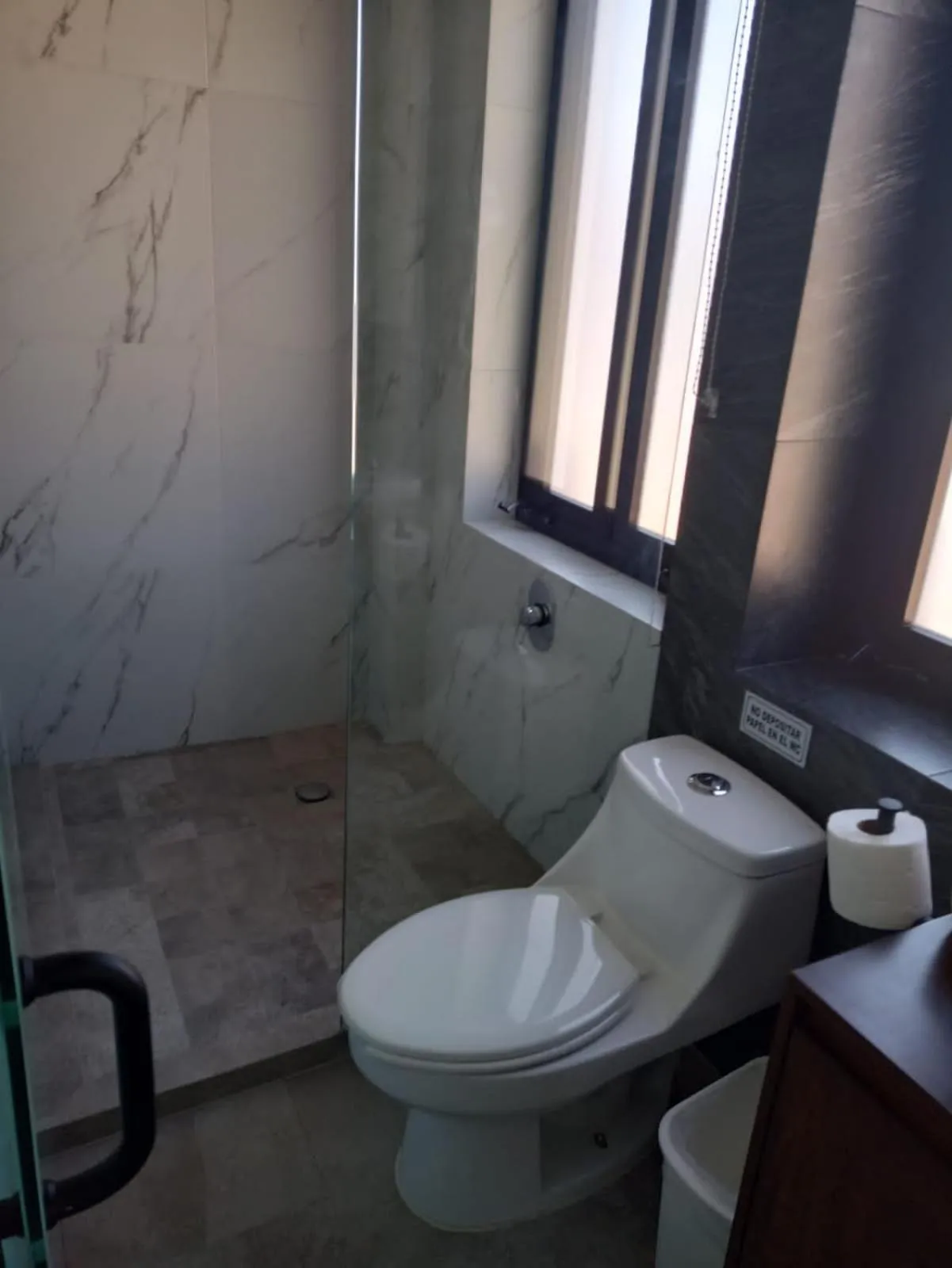 Toilet in La Casa Mia Leon