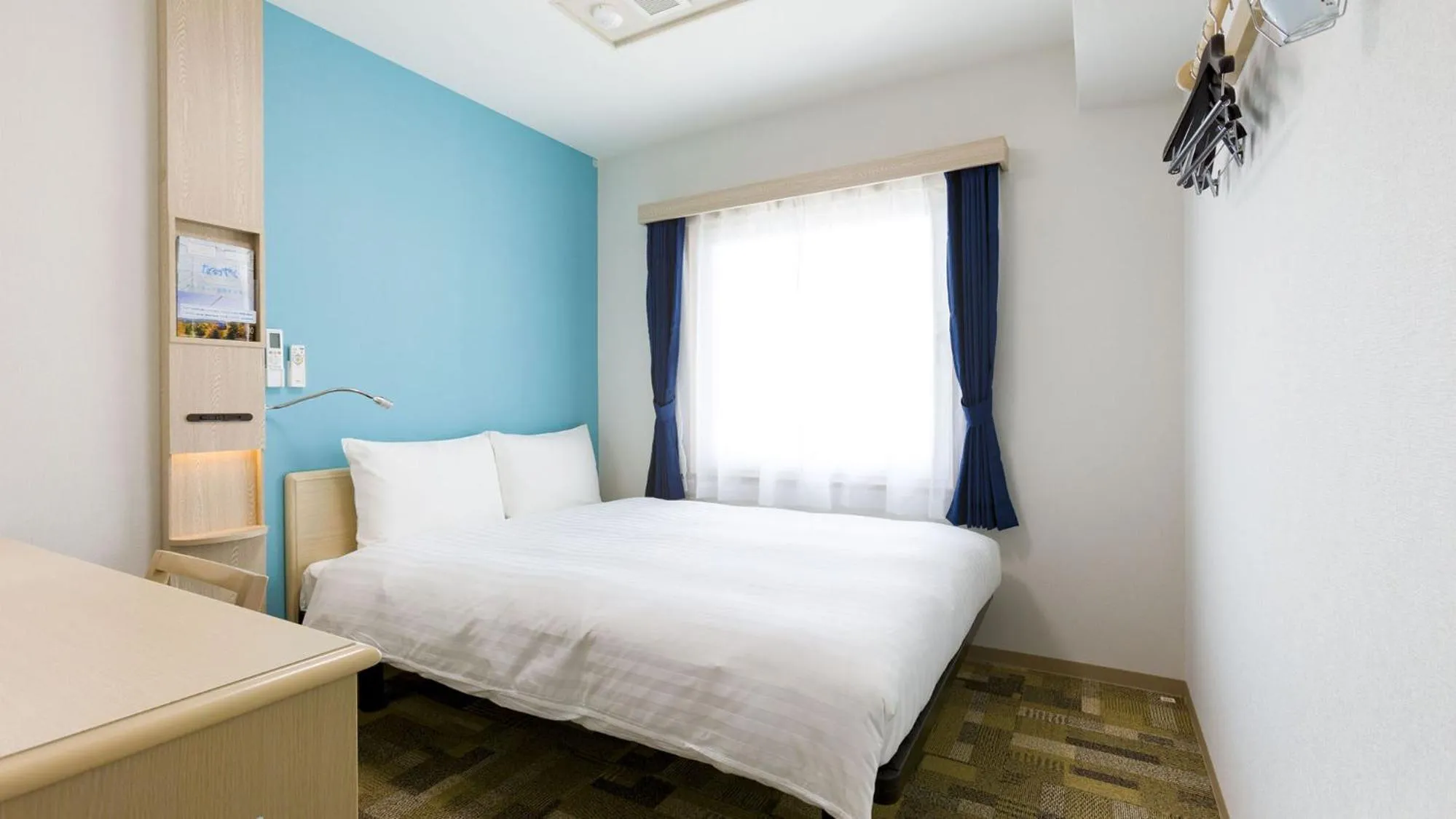 Bedroom, Bed in Toyoko Inn Tozai-sen Kiba-eki