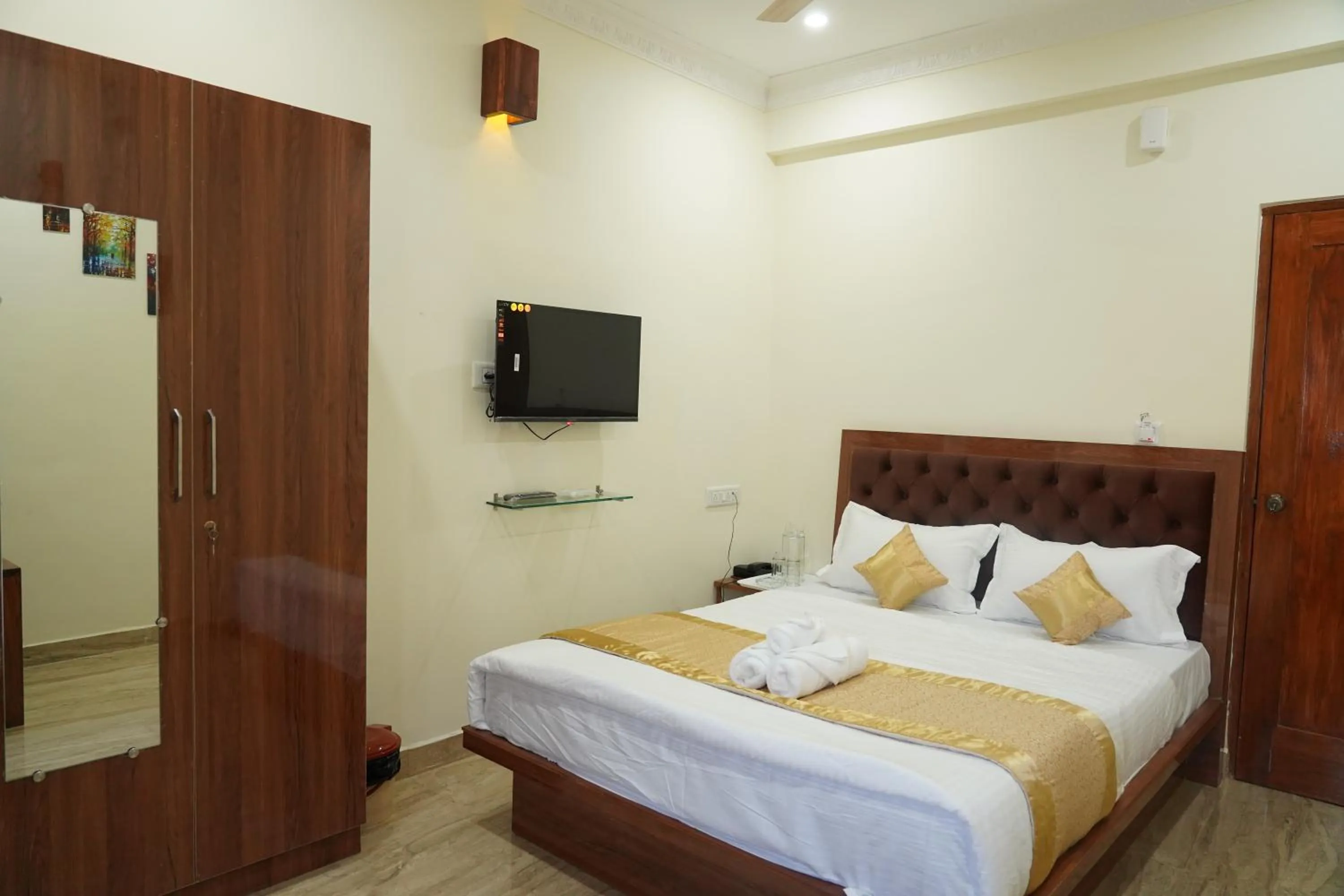 Photo of the whole room in Classia Suites