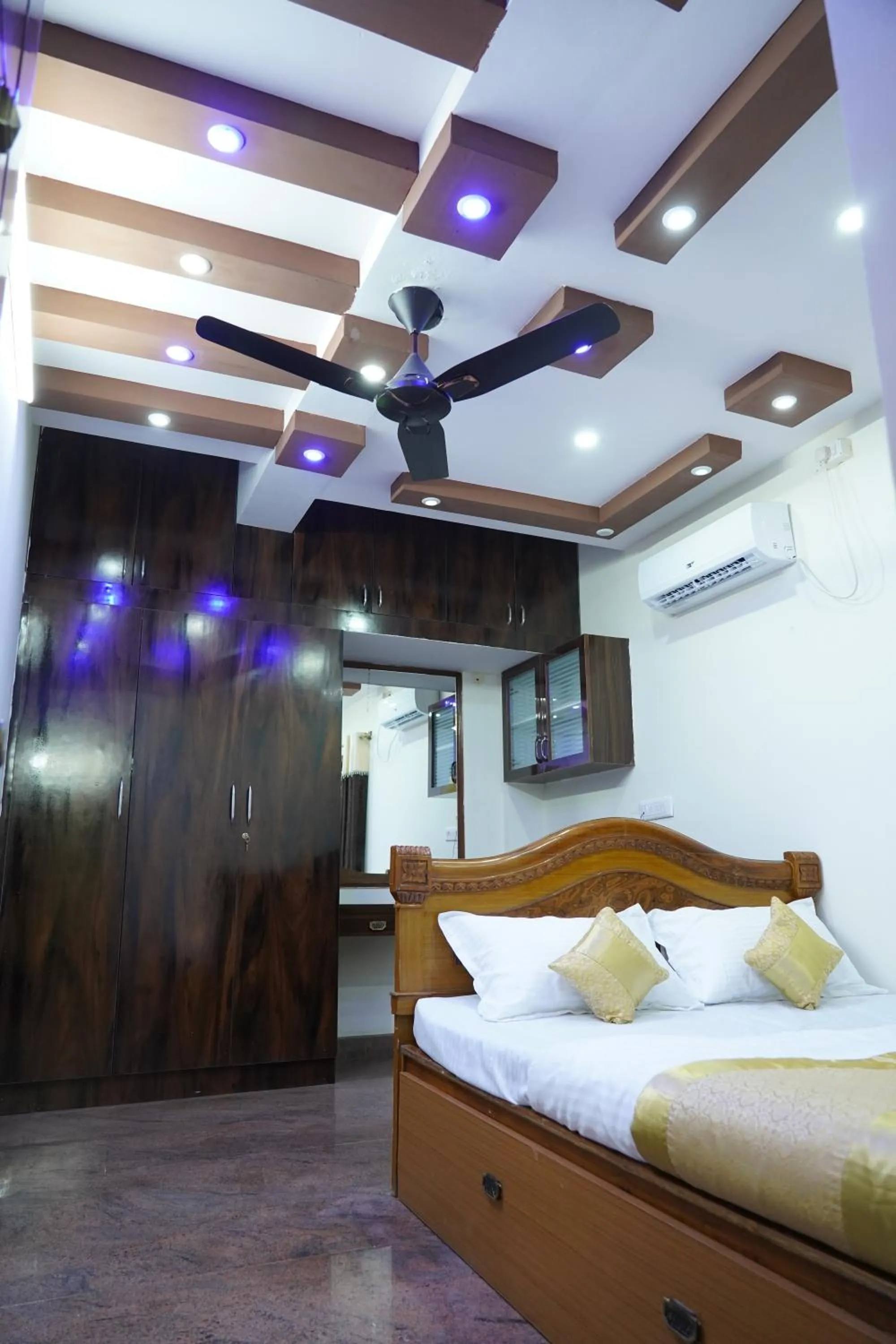 Photo of the whole room in Classia Suites